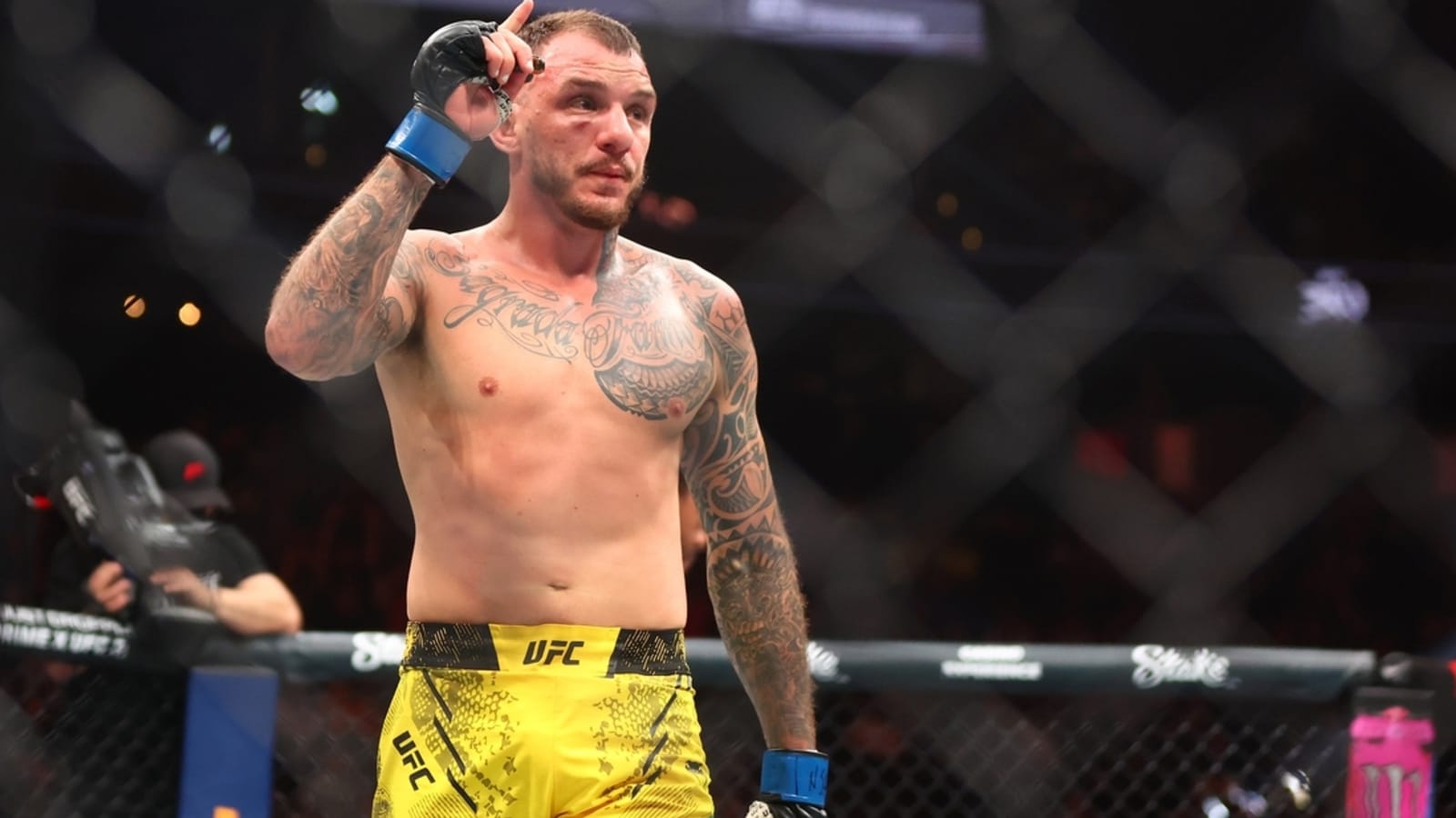 Renato Moicano stops Benoit Saint-Denis in blood-filled UFC Paris main event