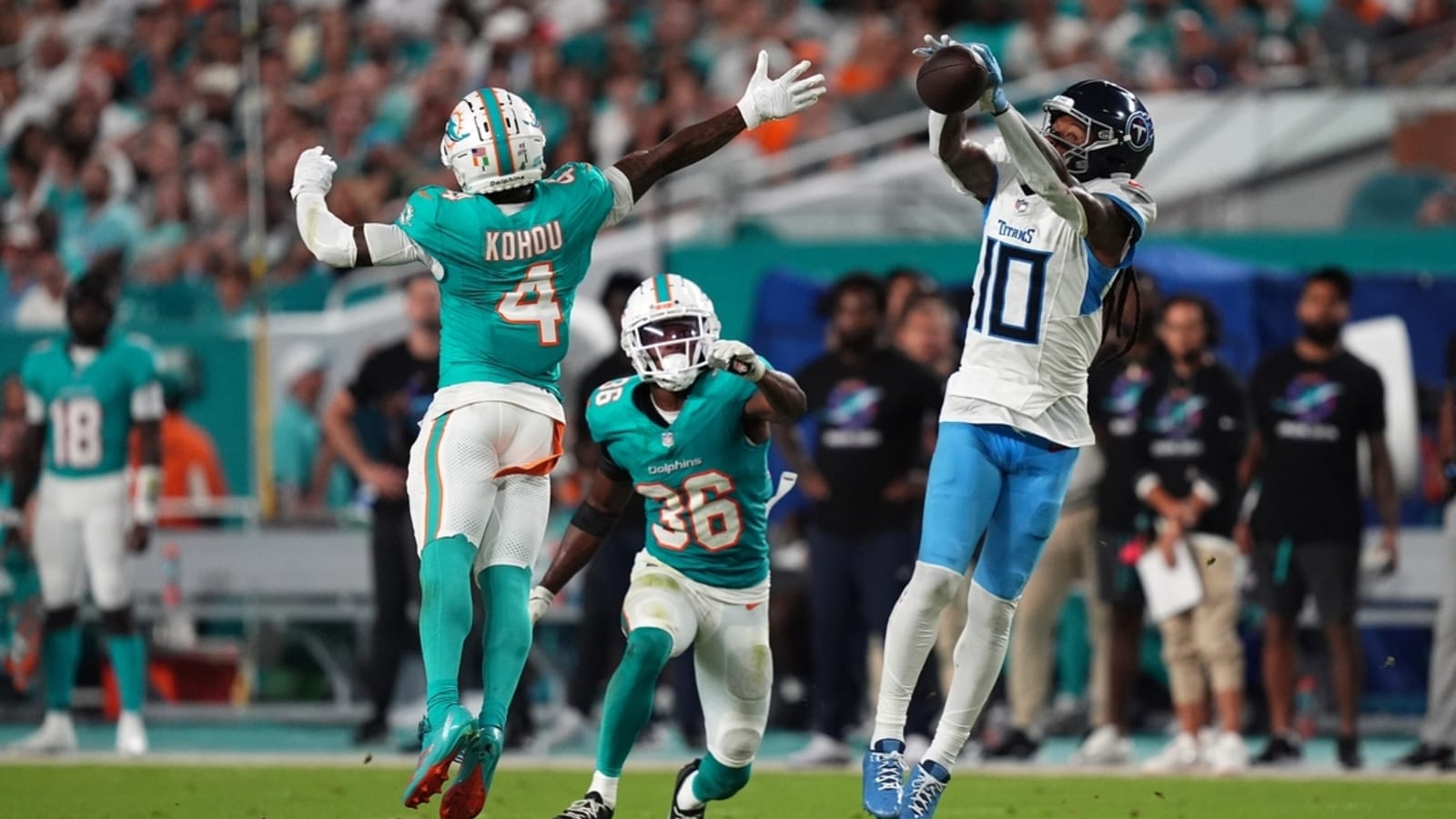 Will Levis exits, but Titans still cruise past Dolphins