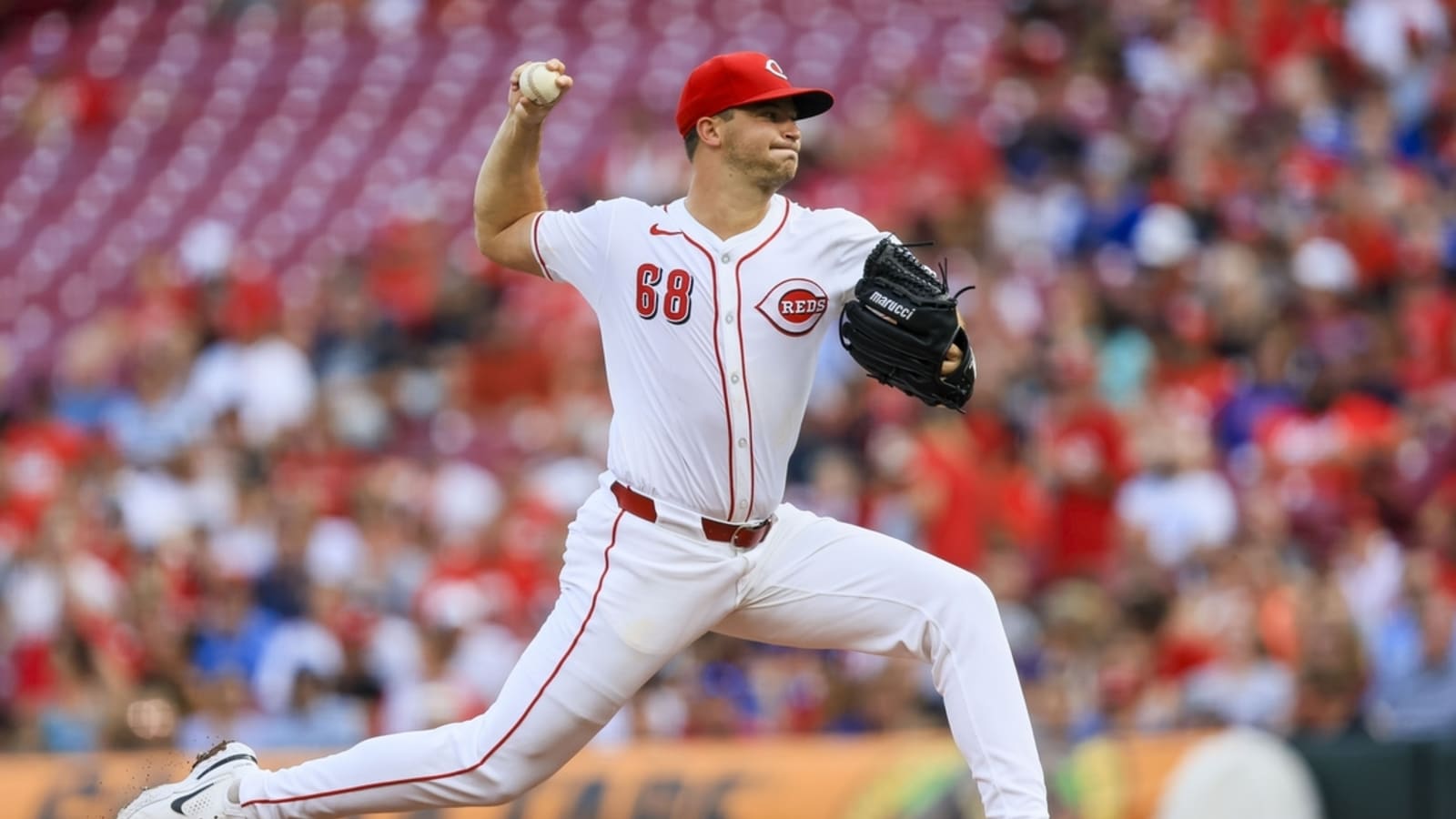 Reds baffle Cubs thanks to Carson Spiers