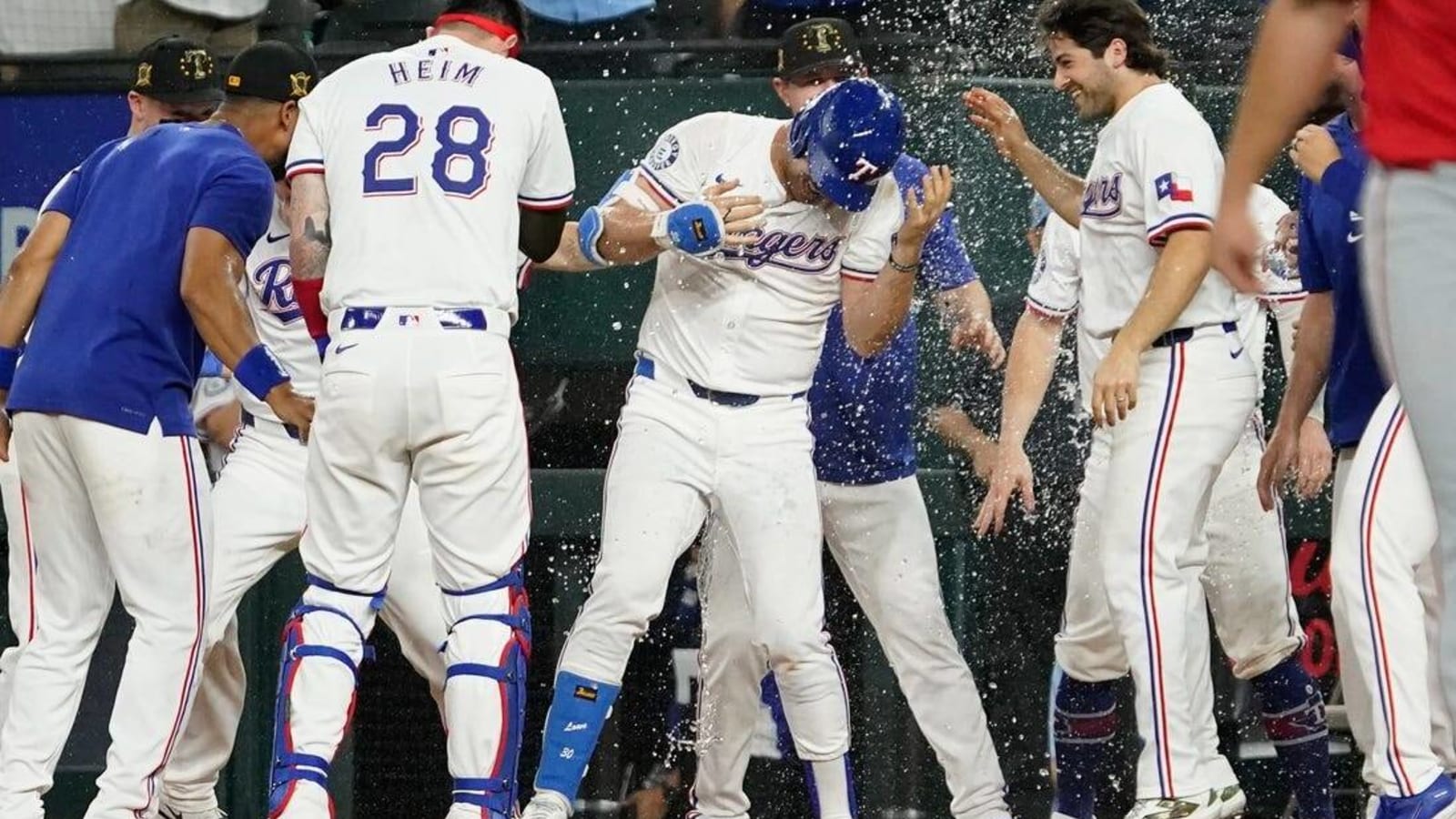 After thrilling win, Rangers aim to take series from Angels