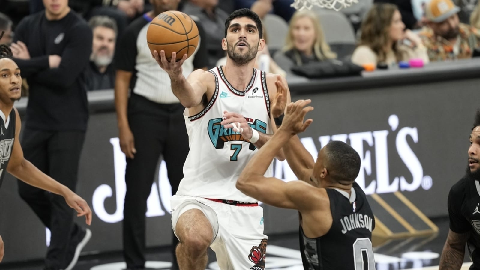 Grizzlies uses strong second half to roll past Spurs