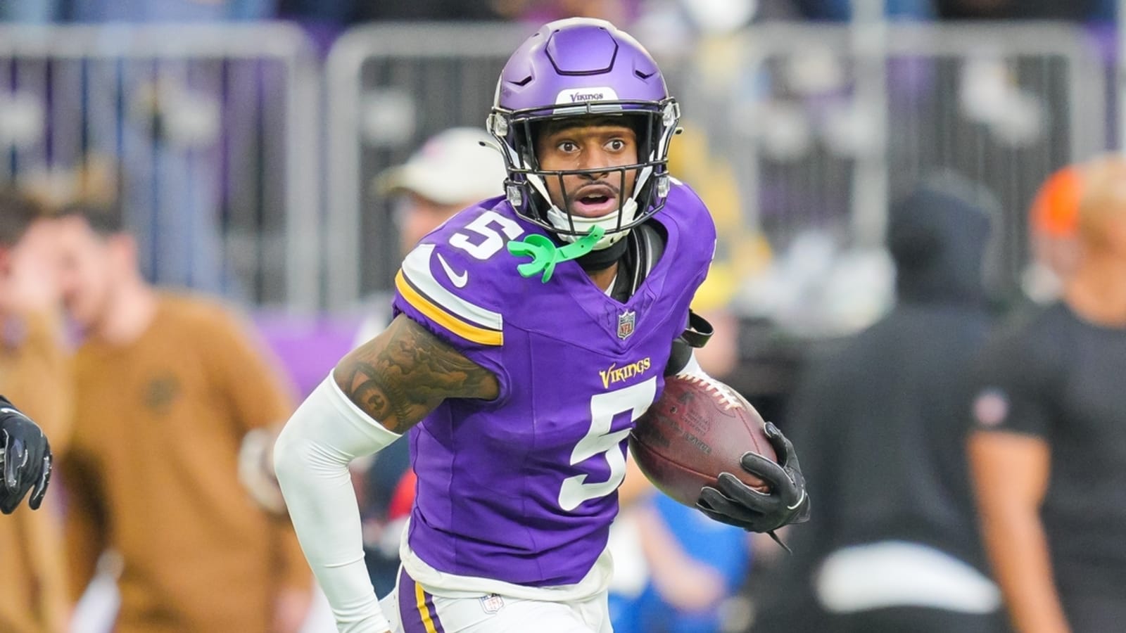 Reports: Vikings CB Mekhi Blackmon tears ACL