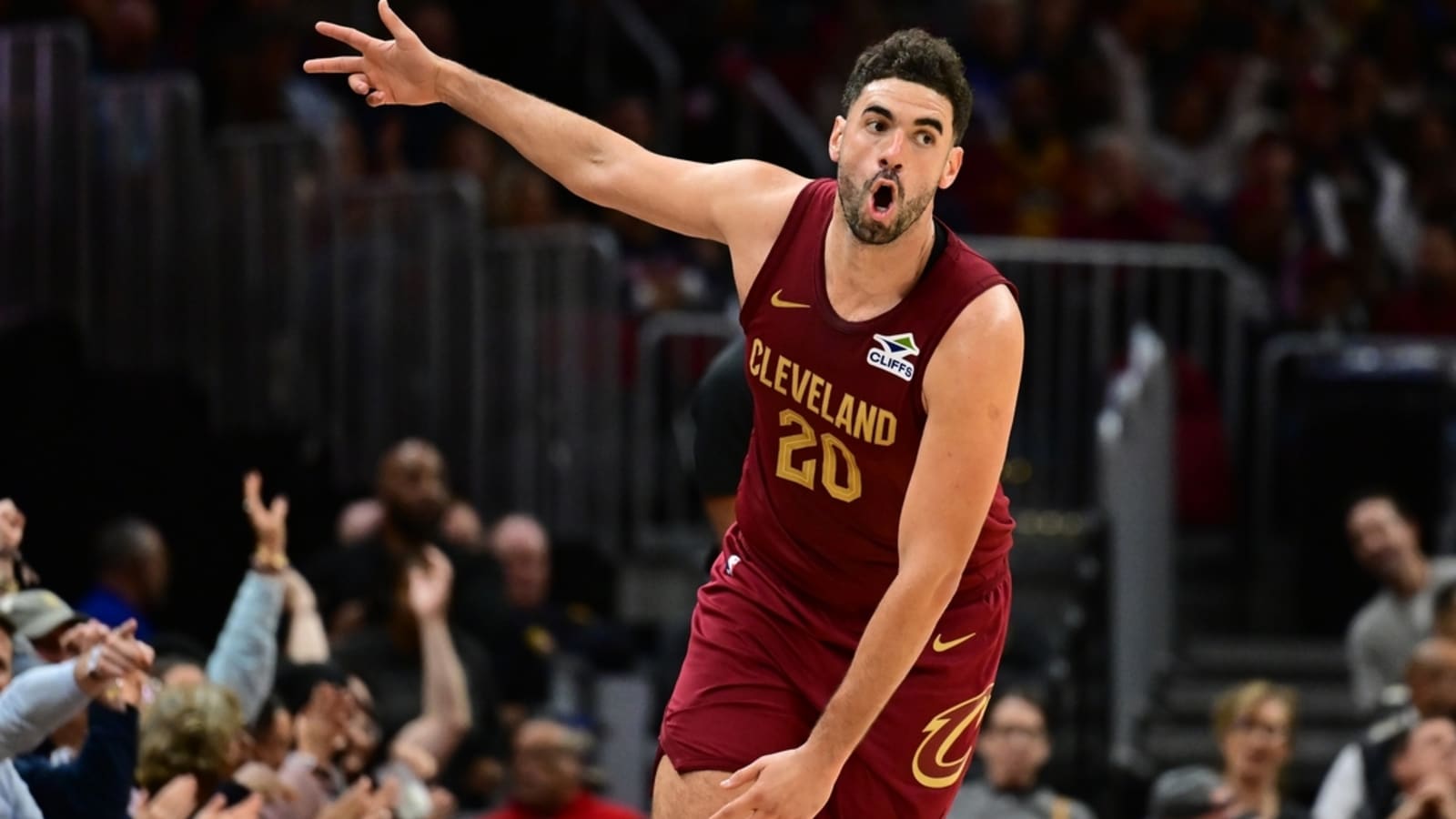 Cavs out to spoil Raptors&#39; first win streak of season