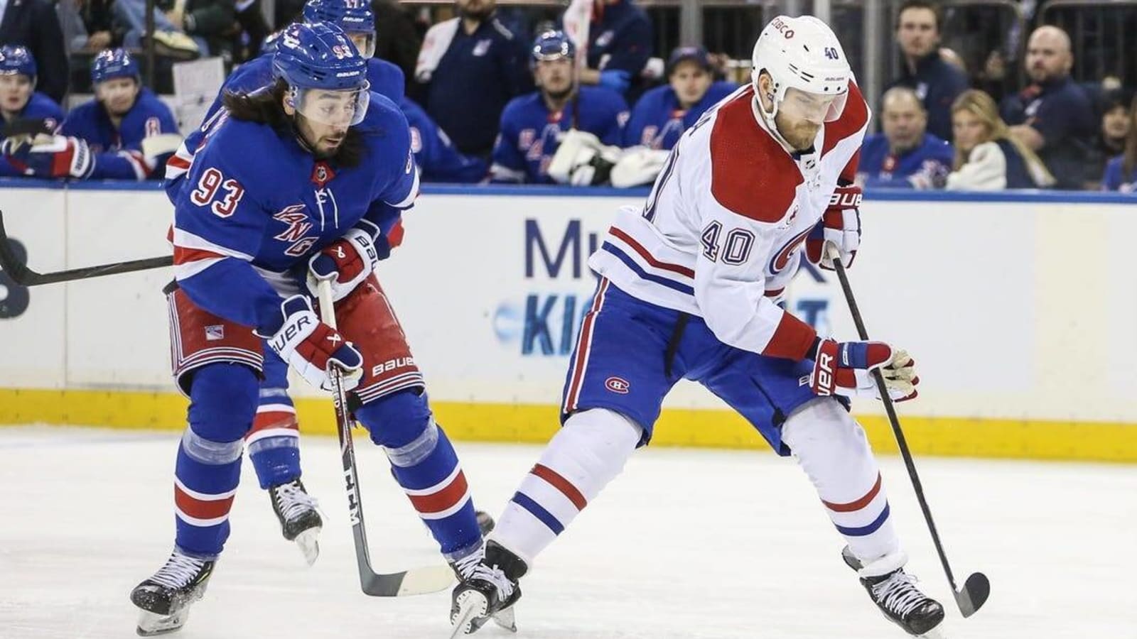 Chris Kreider hat trick powers Rangers past Canadiens