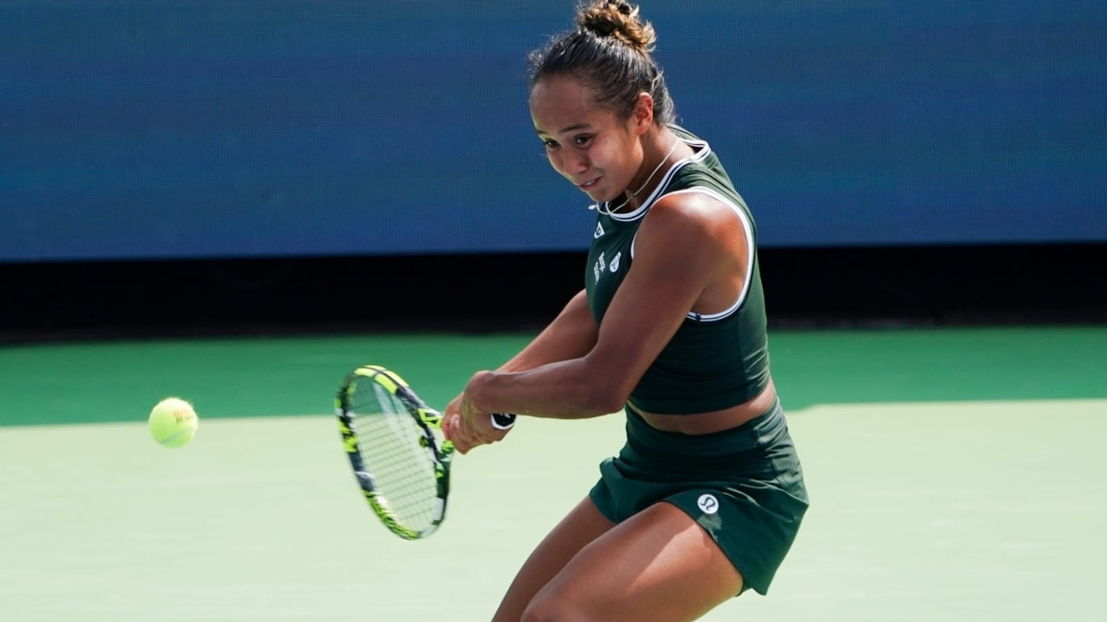 No. 2 seed Leylah Fernandez stunned in Cleveland