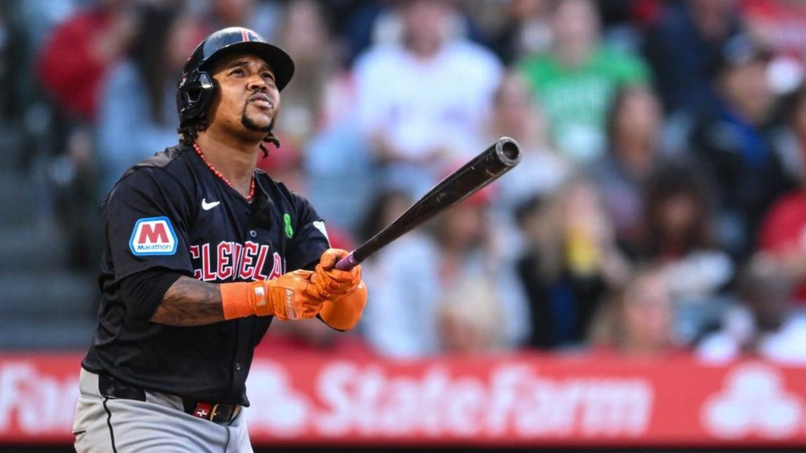 Gritty Guardians visit rising Reds in Ohio rivalry