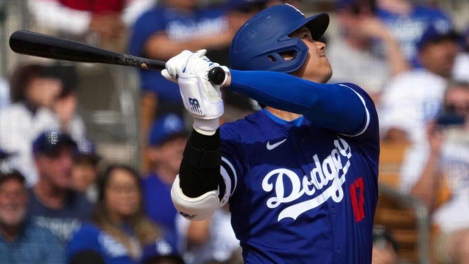 Spring training roundup: Shohei Ohtani homers in Dodgers debut