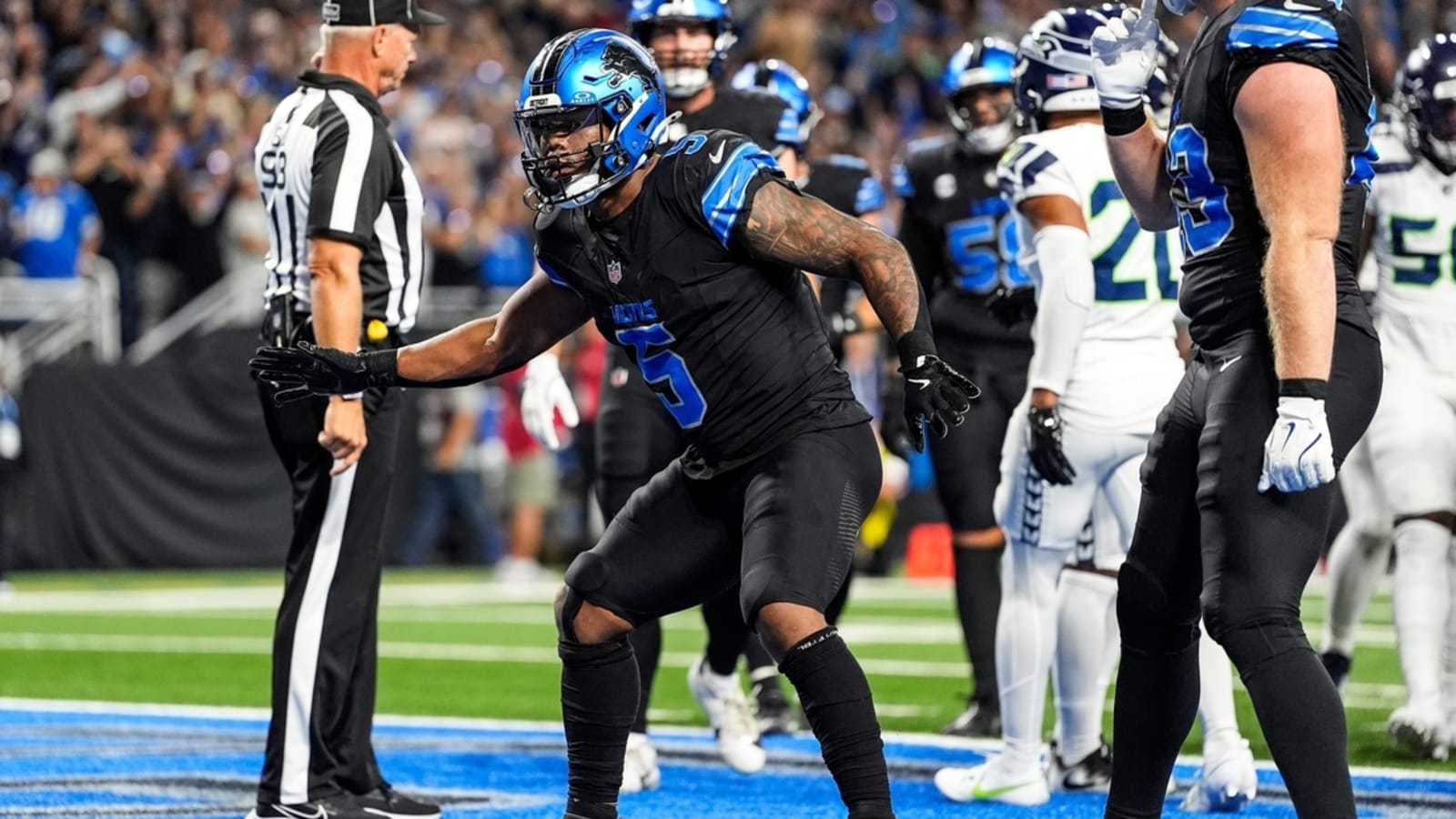 Lions sign RB David Montgomery to extension through 2027