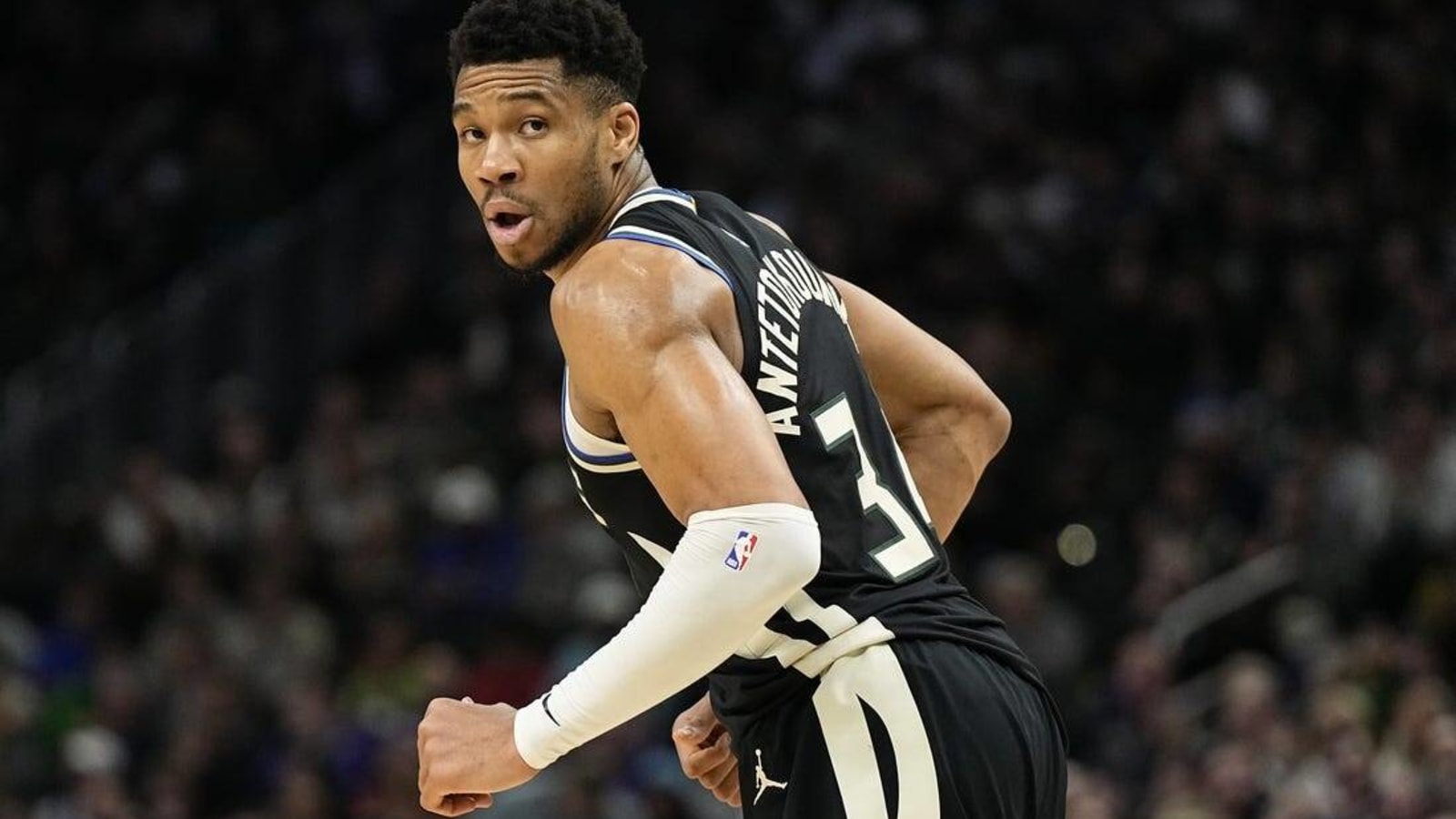 Bucks face Nets with Giannis Antetokounmpo&#39;s status in doubt