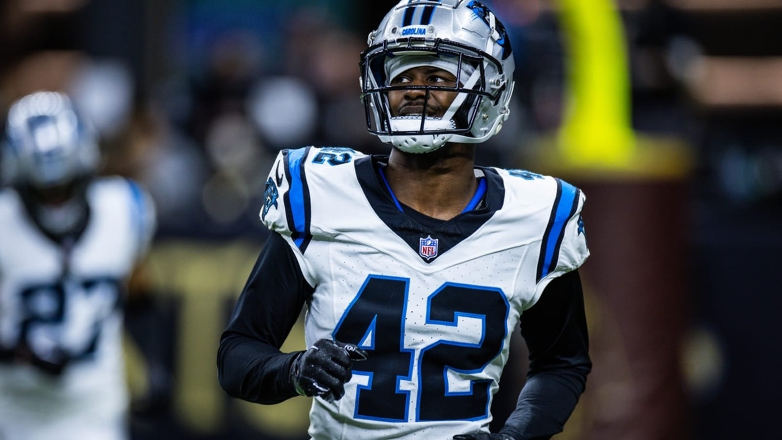 Broncos sign former Panthers S Sam Franklin Jr.