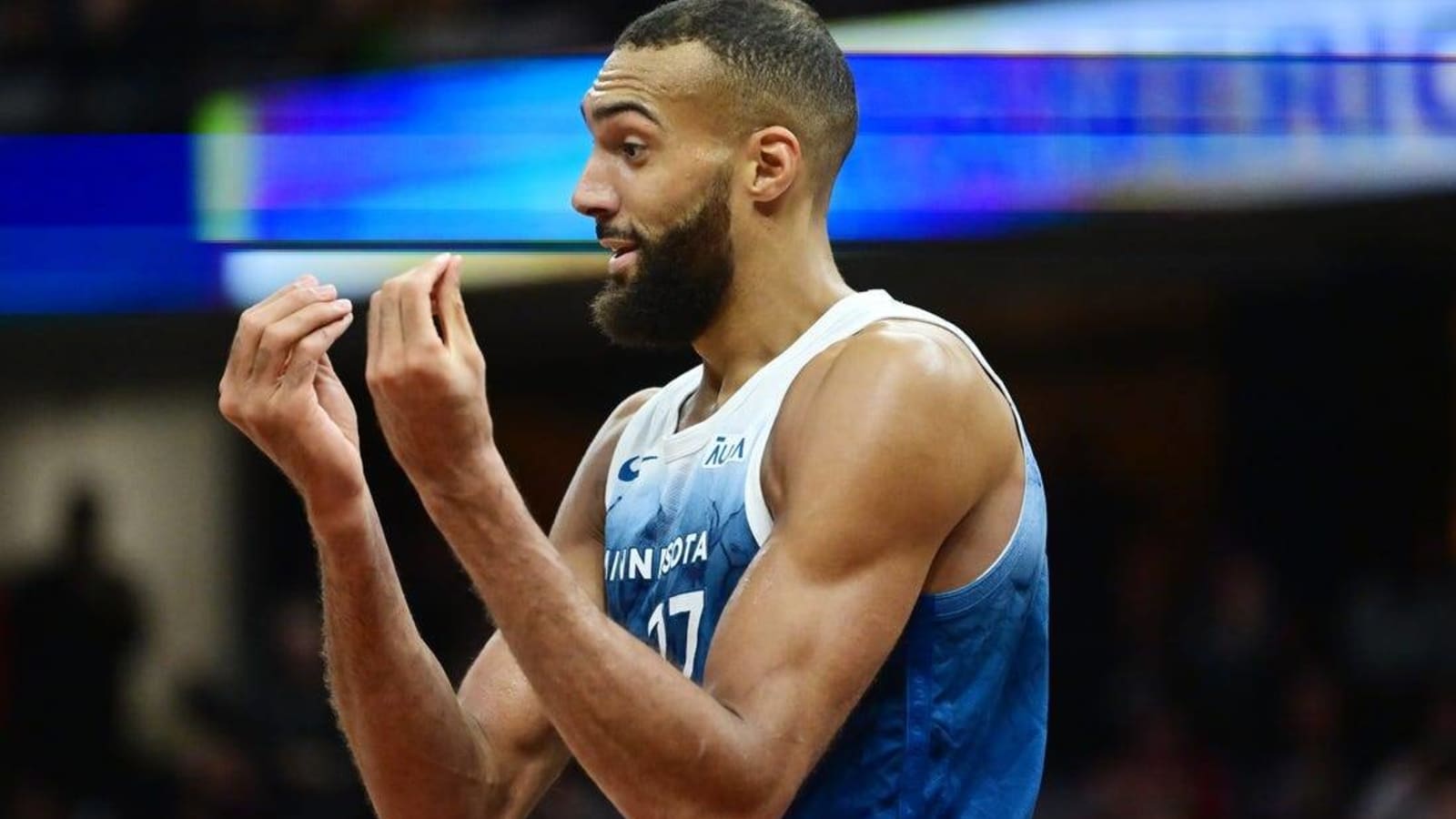 Timberwolves' Rudy Gobert fined $100K for money gesture