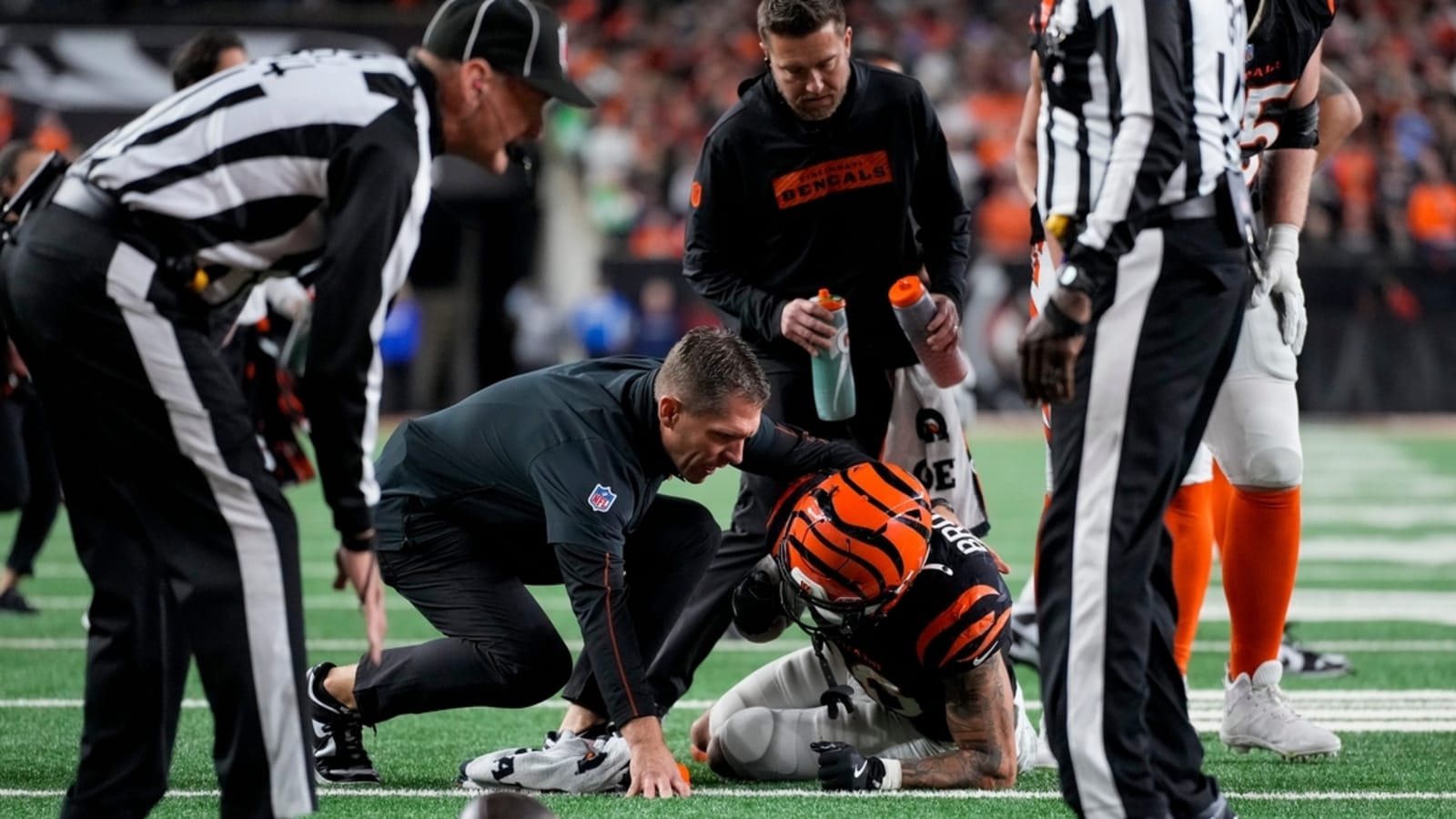 Bengals top RB Chase Brown (ankle) out vs. Steelers