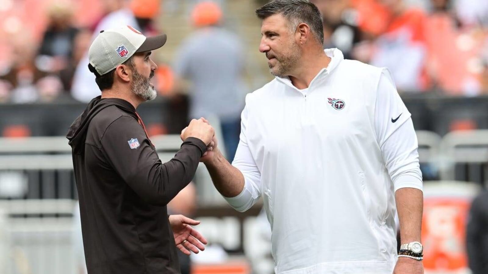 Reports: Ex-Titans coach Mike Vrabel joins Browns as consultant