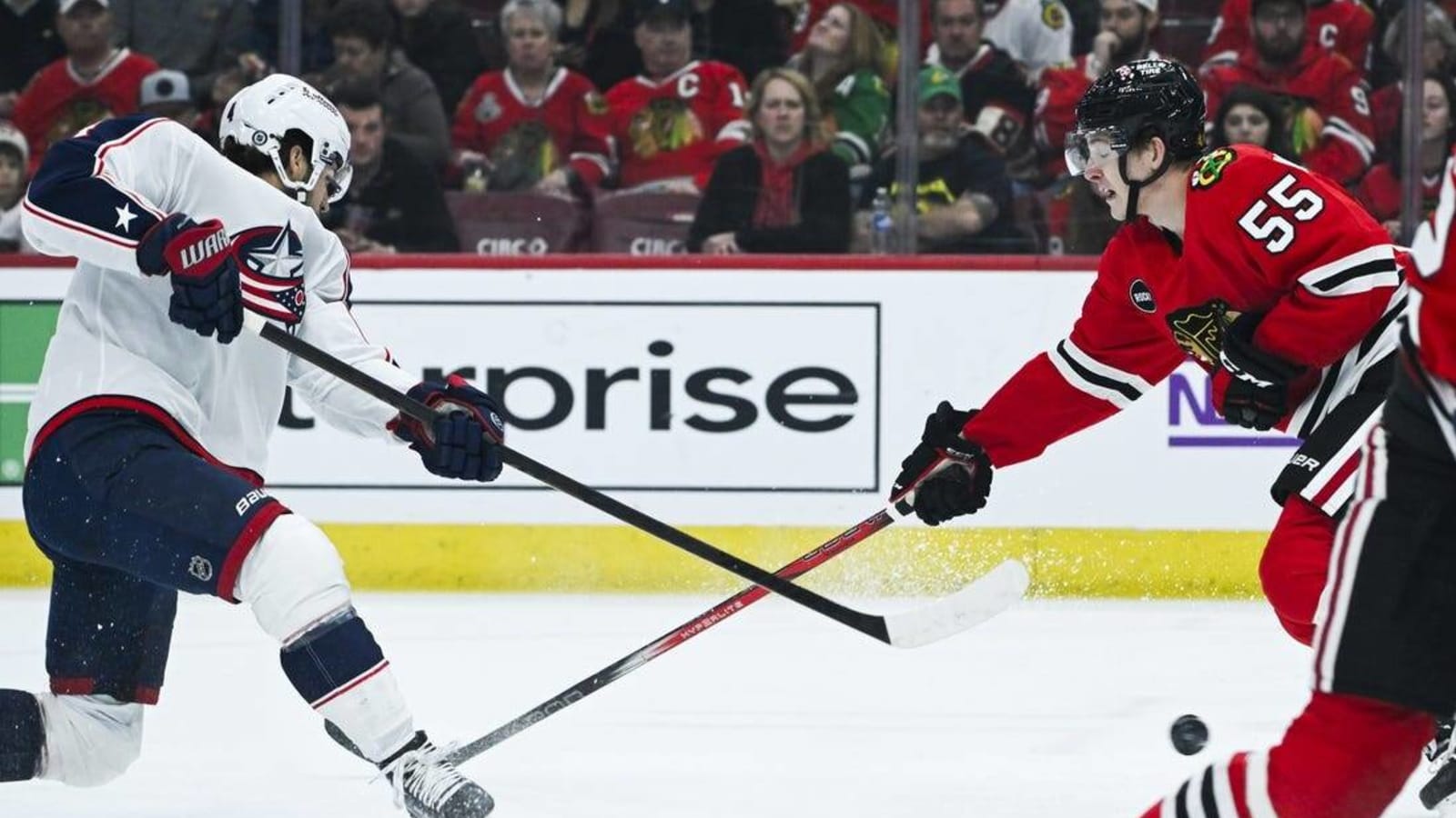 Jackets end short skid, lengthen Blackhawks&#39; run of futility