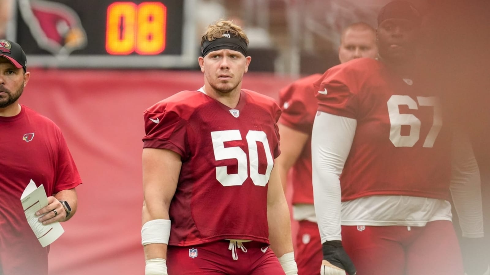 49ers sign OL Pat Elflein to 1-year contract