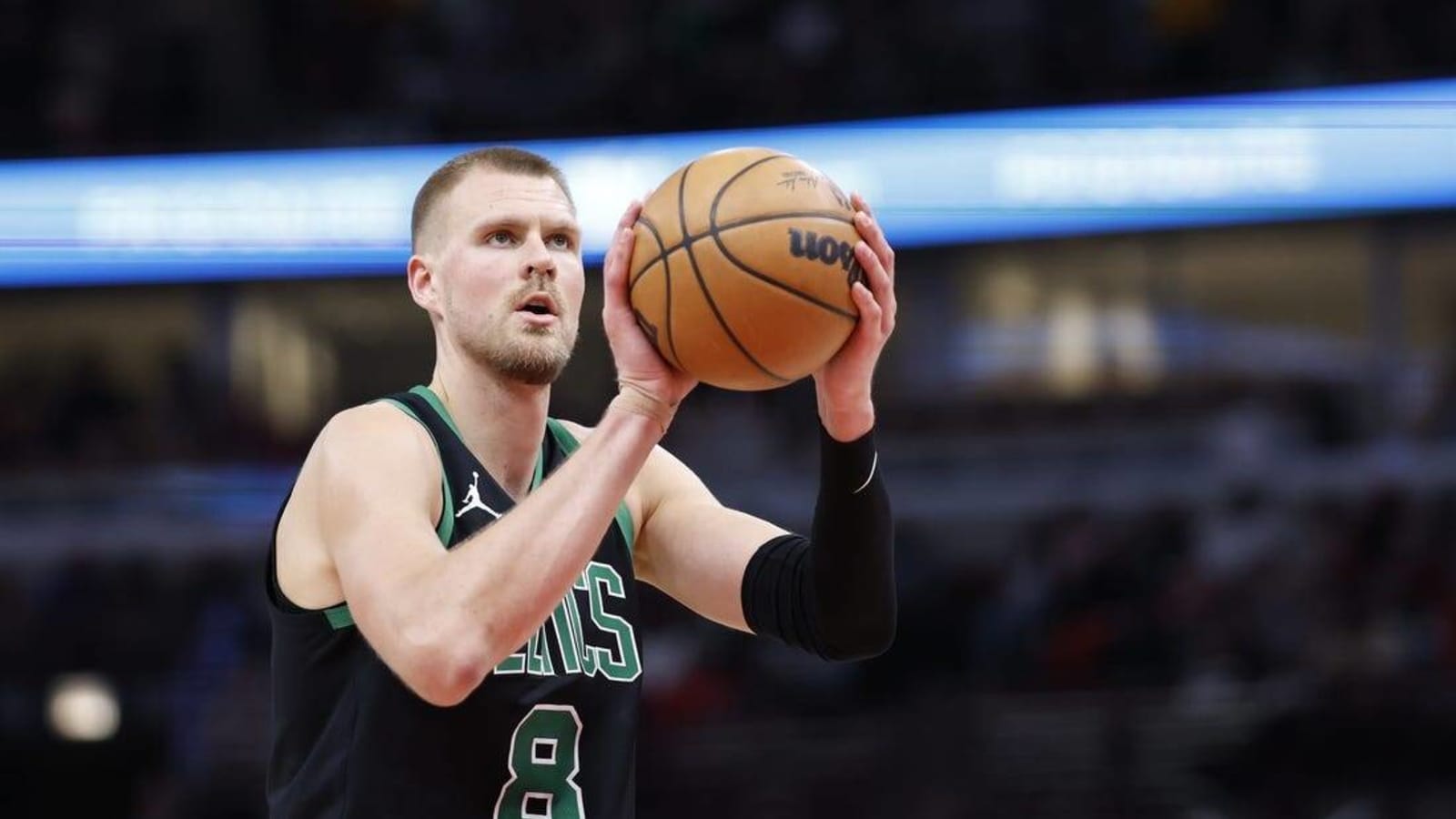 Celtics&#39; Kristaps Porzingis (quad) out vs. Warriors