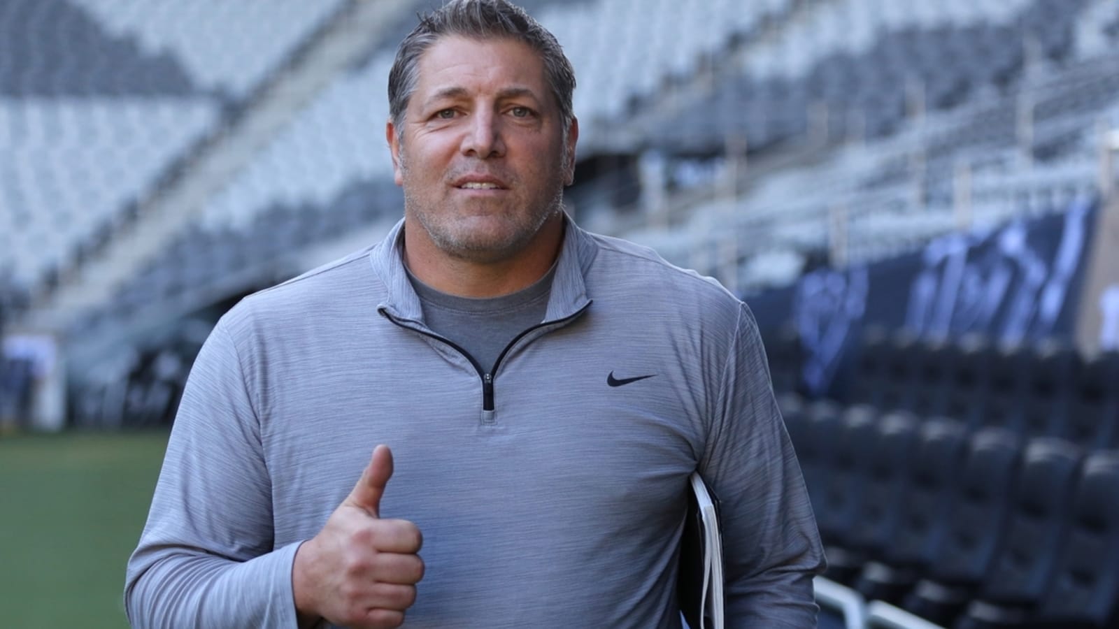 Former USMNT/MLS star GK Tony Meola had heart attack
