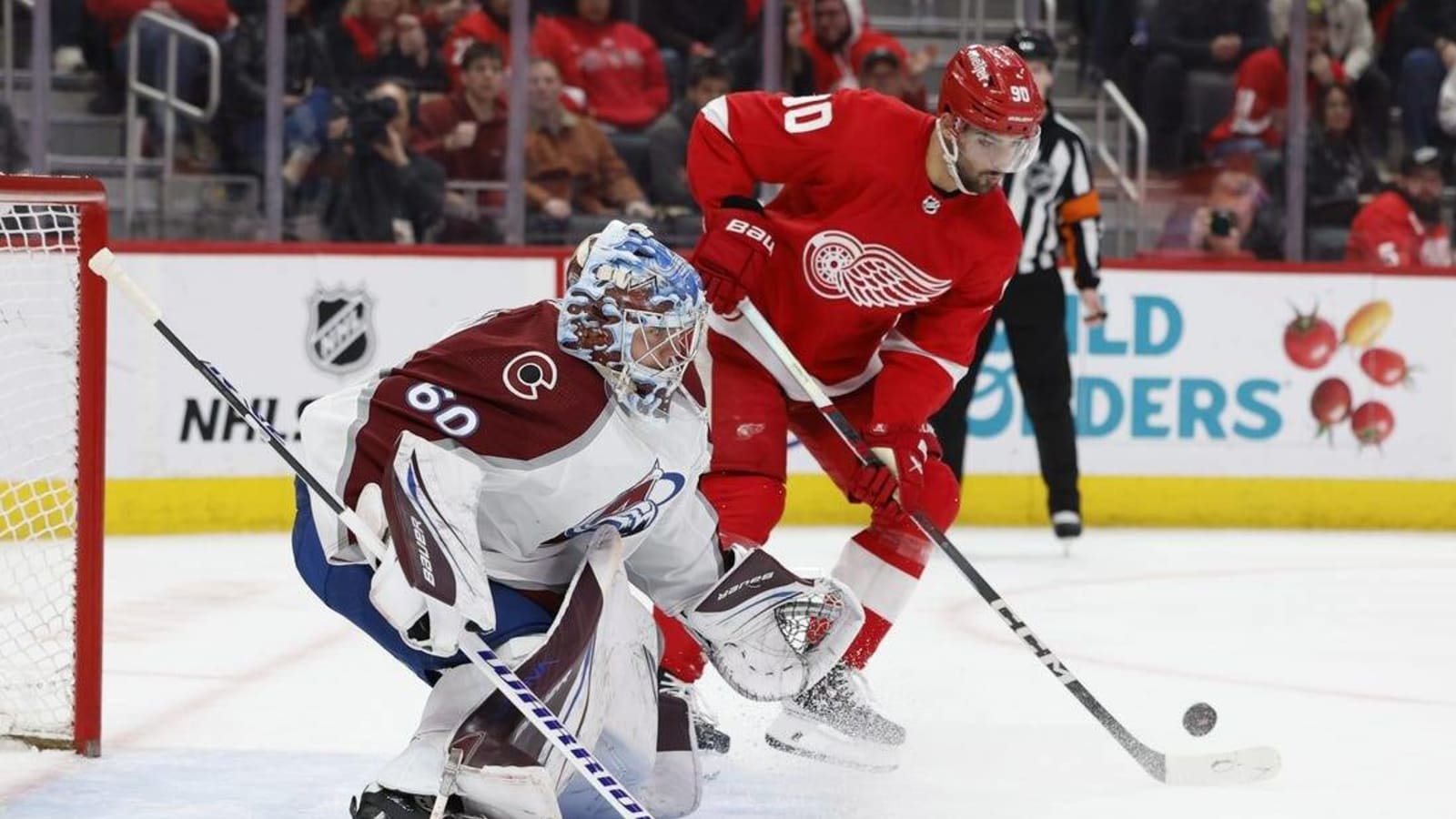 Patrick Kane&#39;s OT goal lifts Red Wings over Avalanche