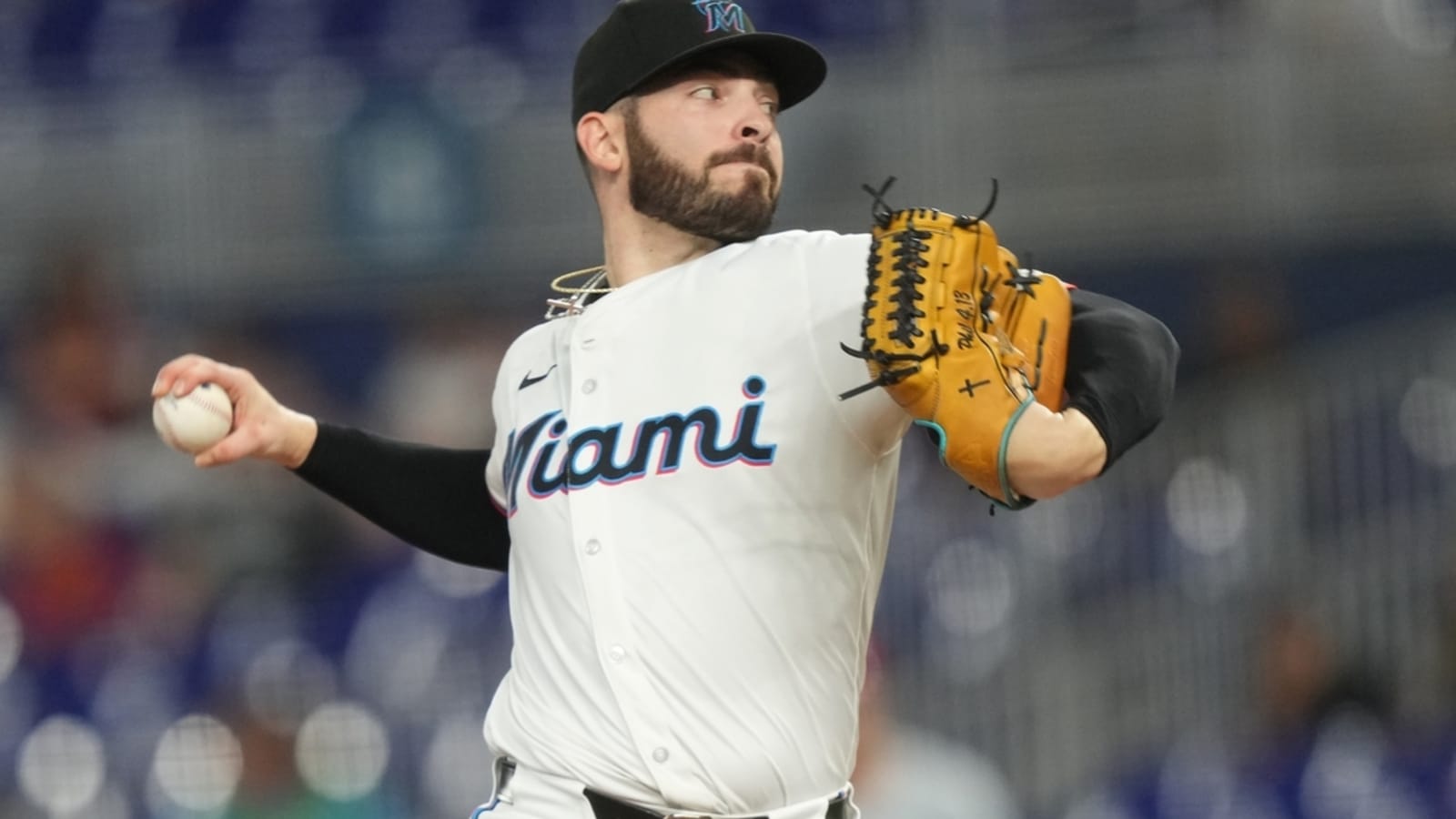 Phillies claim RHP Kyle Tyler from Marlins