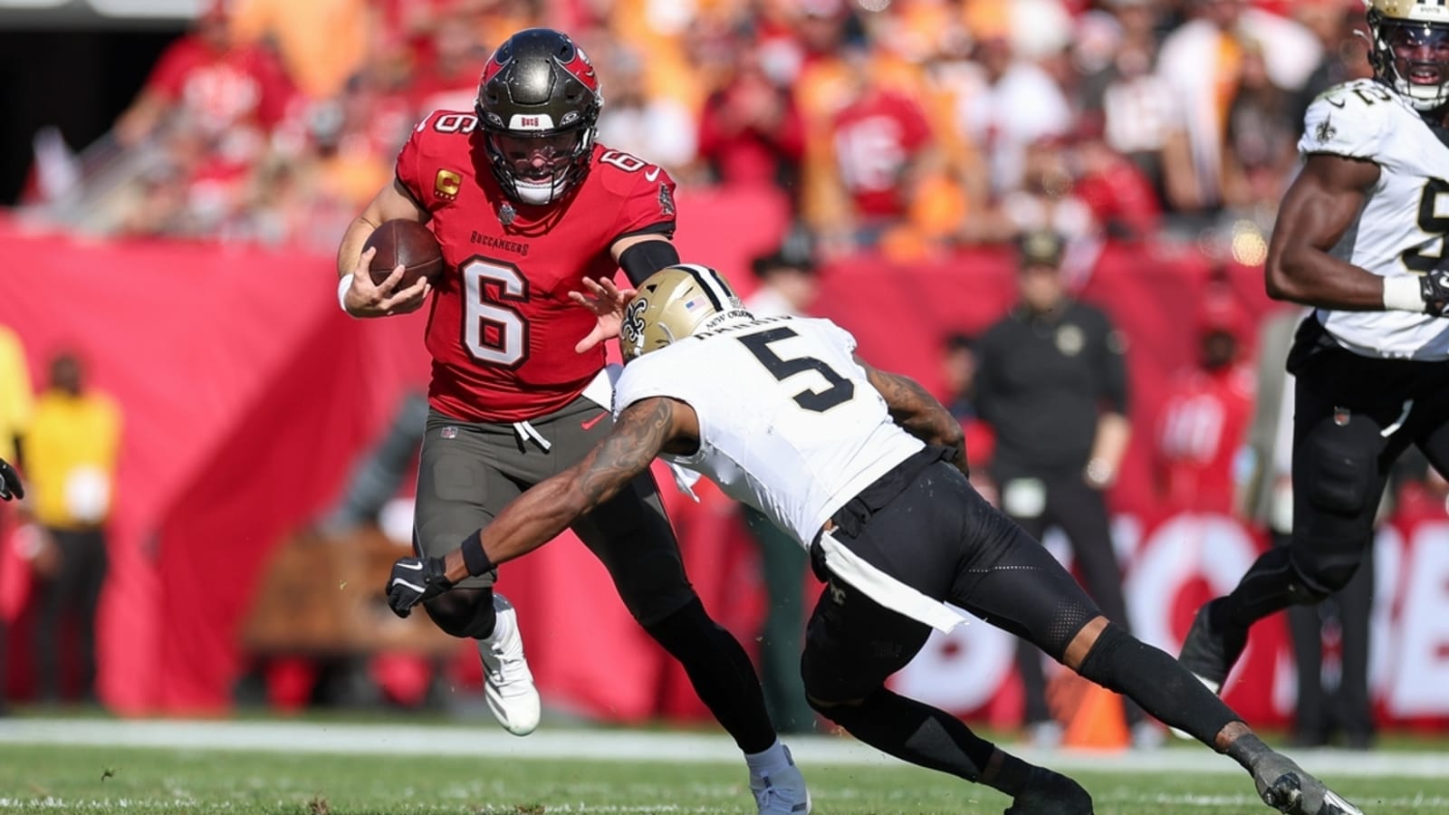 Buccaneers rally past Saints 27-19, clinch NFC South