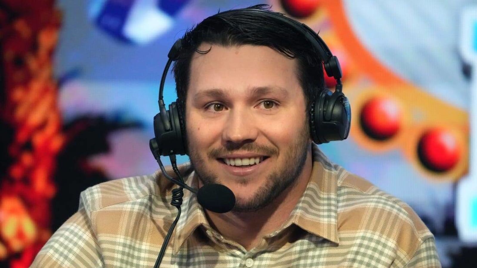 Bills QB Josh Allen celebrates 28th birthday with WR intros