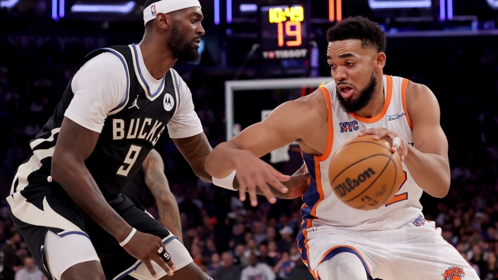 Jalen Brunson scores 44 to lead Knicks past Bucks