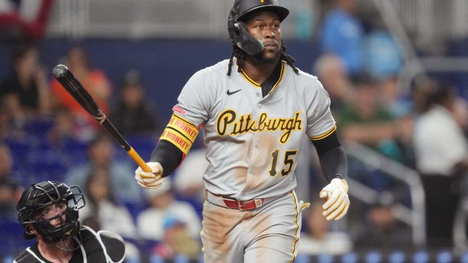 Oneil Cruz (2-run HR), Pirates fend off Marlins