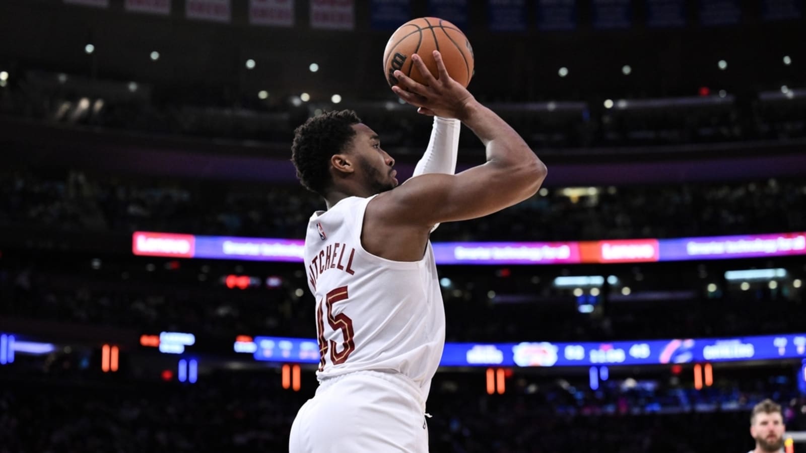 Undefeated Cavaliers continue pursuit of franchise mark vs. Bucks