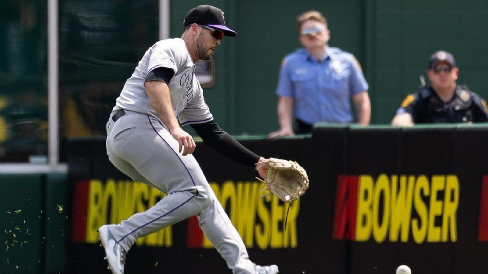 Rockies seek glimmer of hope in series opener vs. Giants