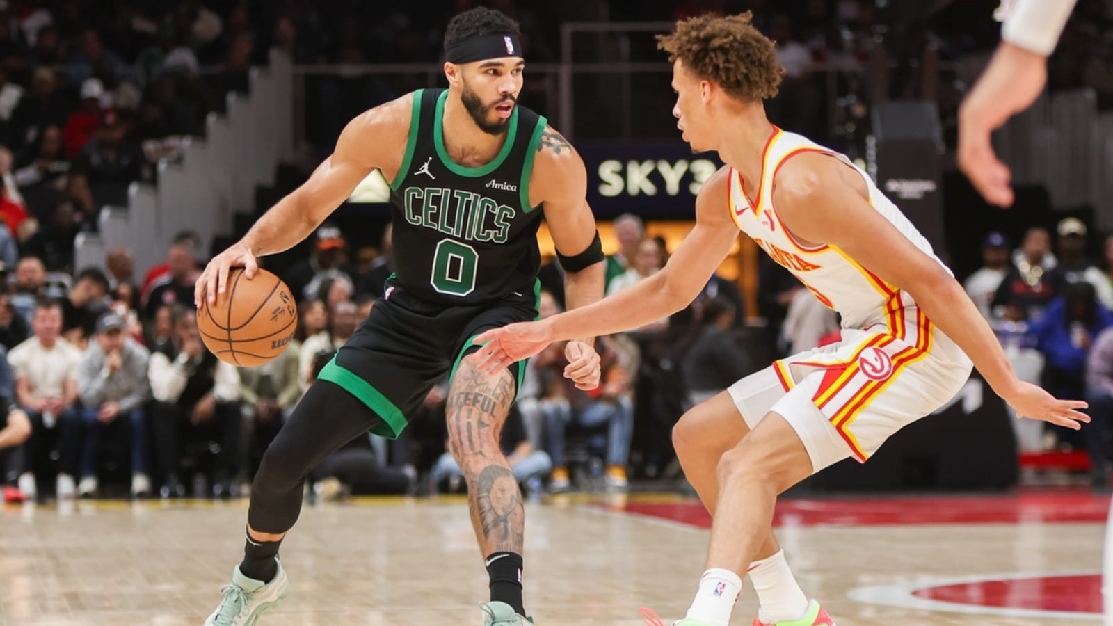 Hawks&#39; Trey Young scores career-low 2 as Celtics cruise