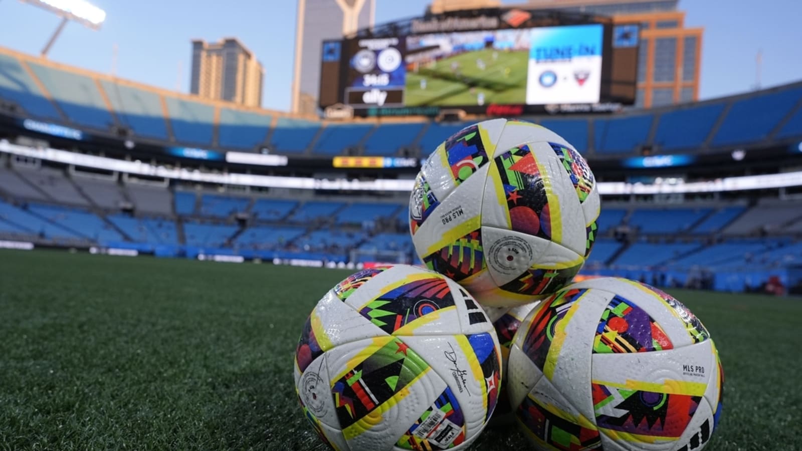 Nashville SC acquire Swedish M Ahmed Qasem