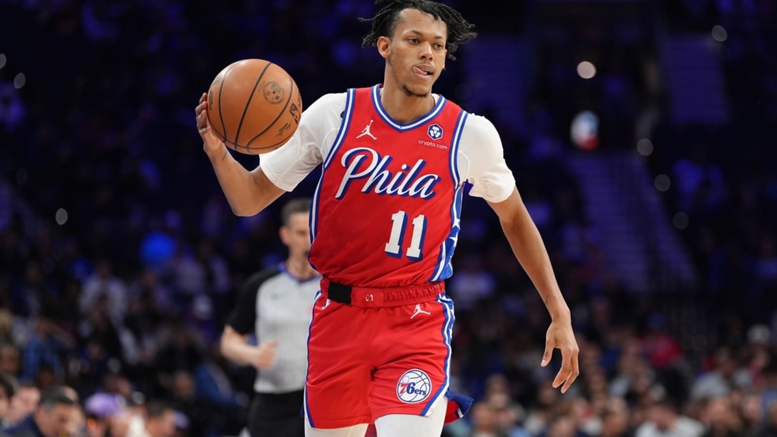 Injury-plagued Sixers, Mavericks look to escape doldrums