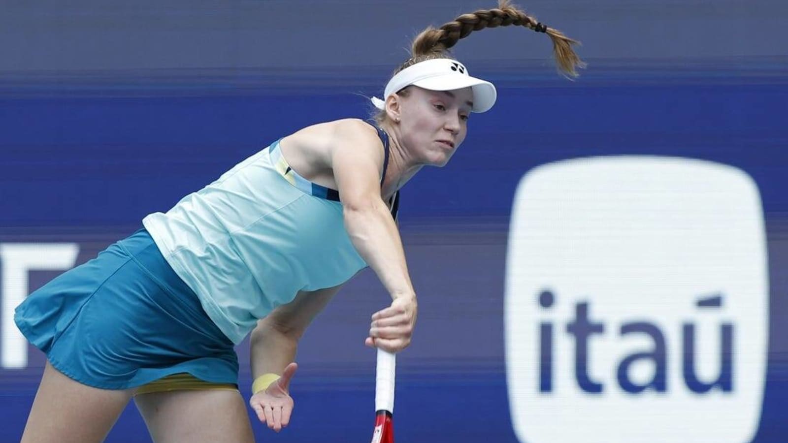 WTA roundup: Elena Rybakina defeats Iga Swiatek to reach Stuttgart final