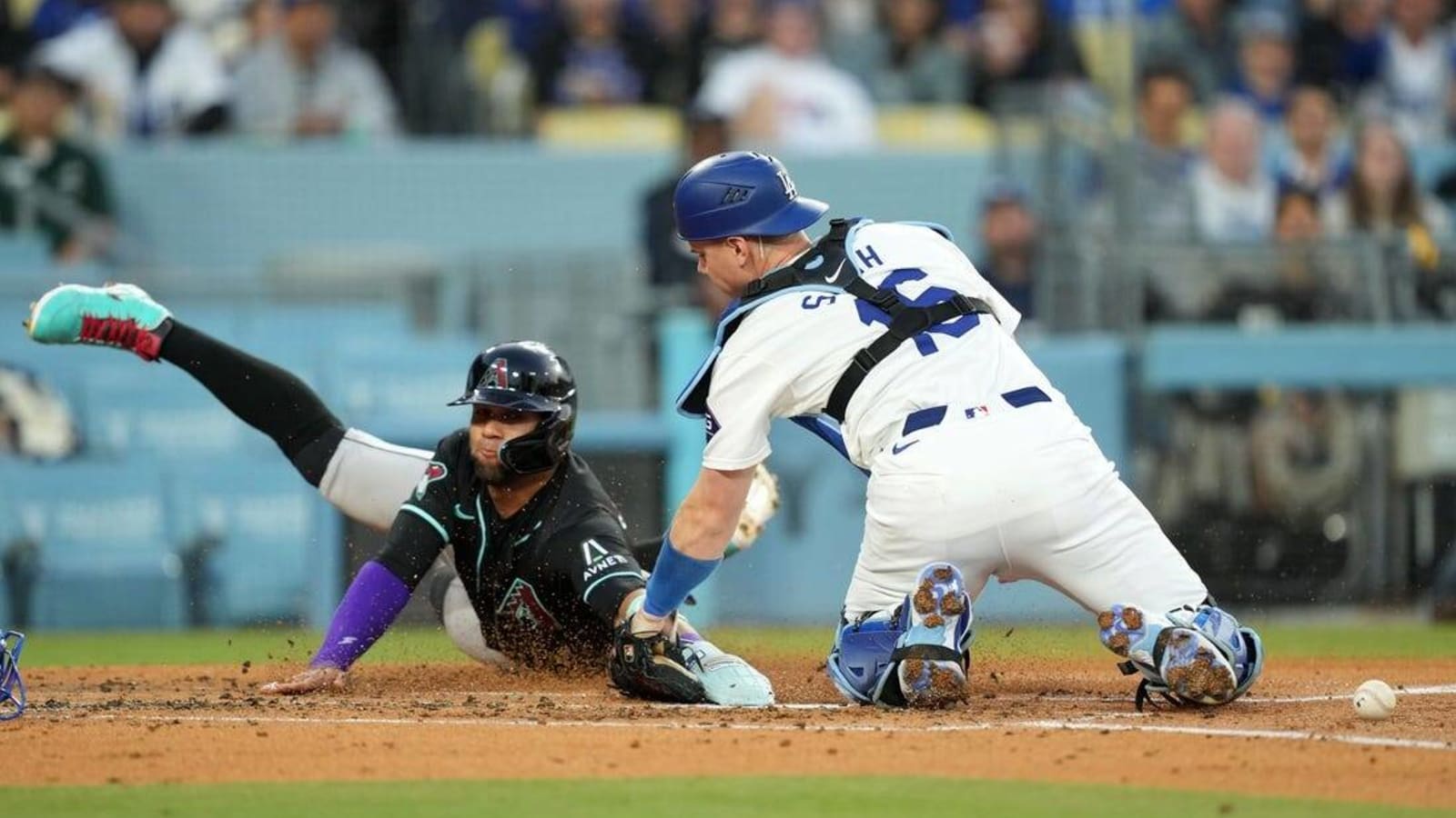 Joc Pederson helps Diamondbacks pull away from Dodgers