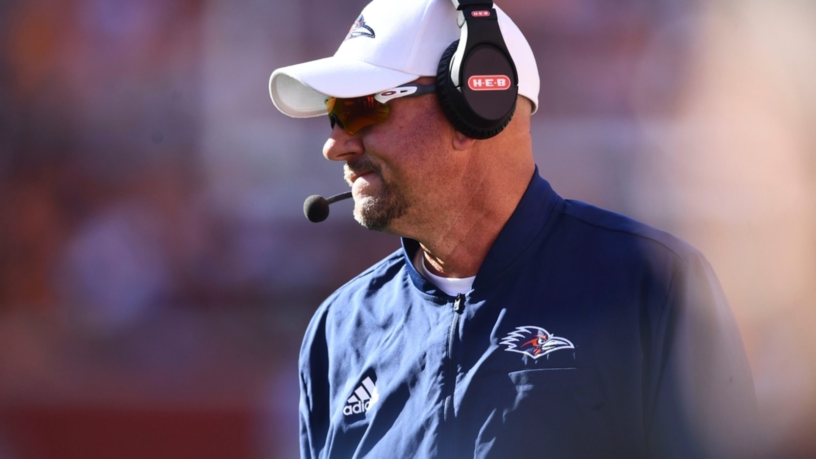 UTSA throttles Coastal Carolina to win Myrtle Beach Bowl