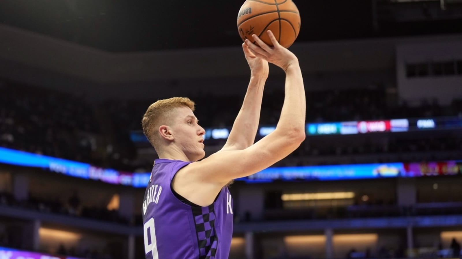 High-scoring Kings, hot from long range, face skidding Pelicans