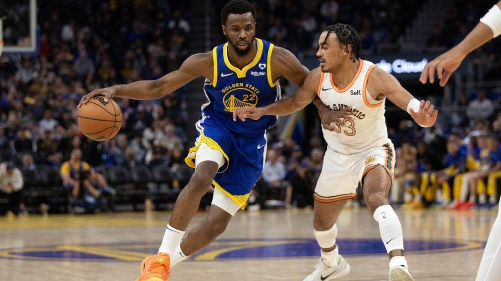 Struggling Spurs stun Warriors