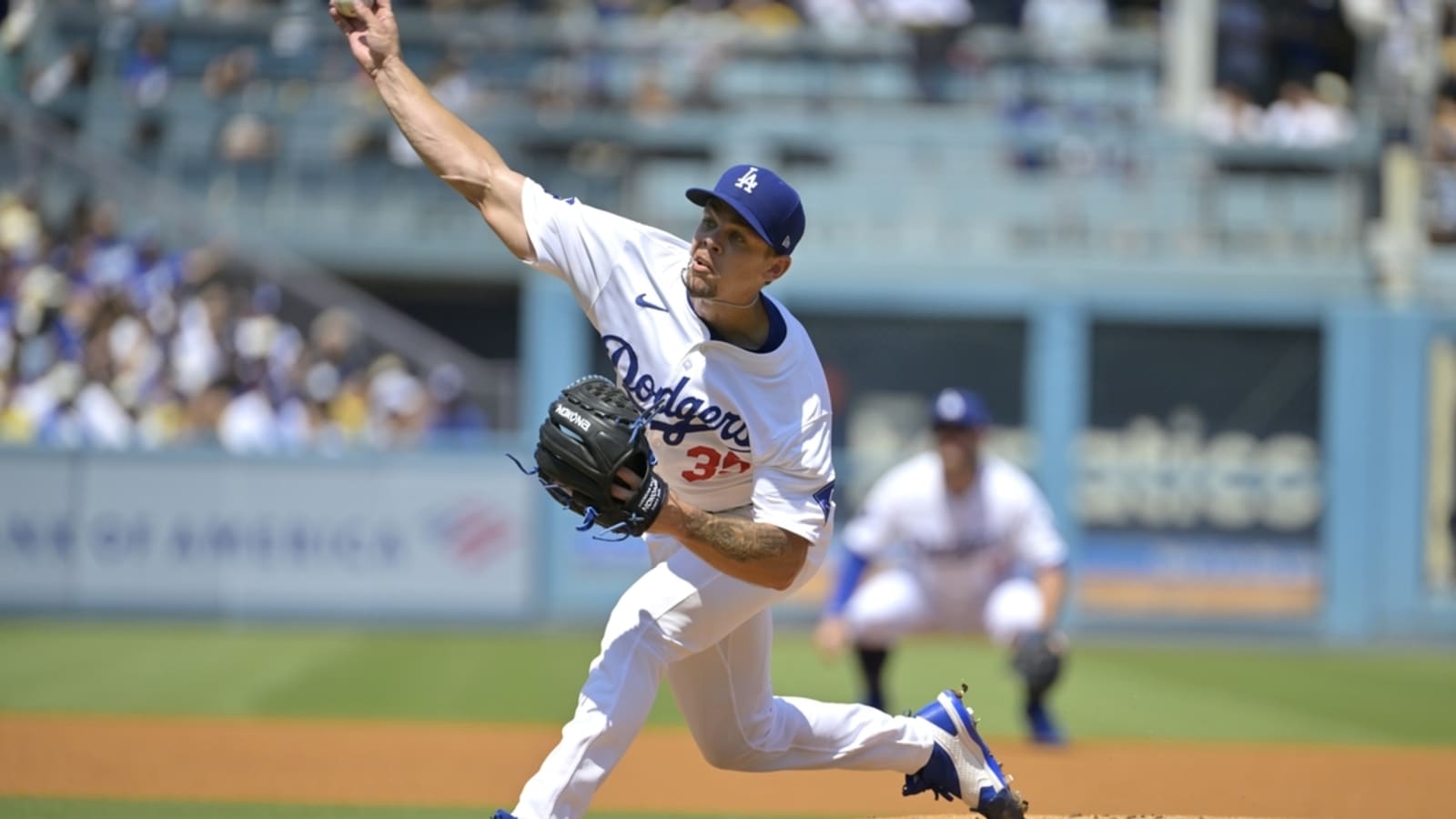 Gavin Stone (shoulder) latest Dodgers&#39; starter go to on IL