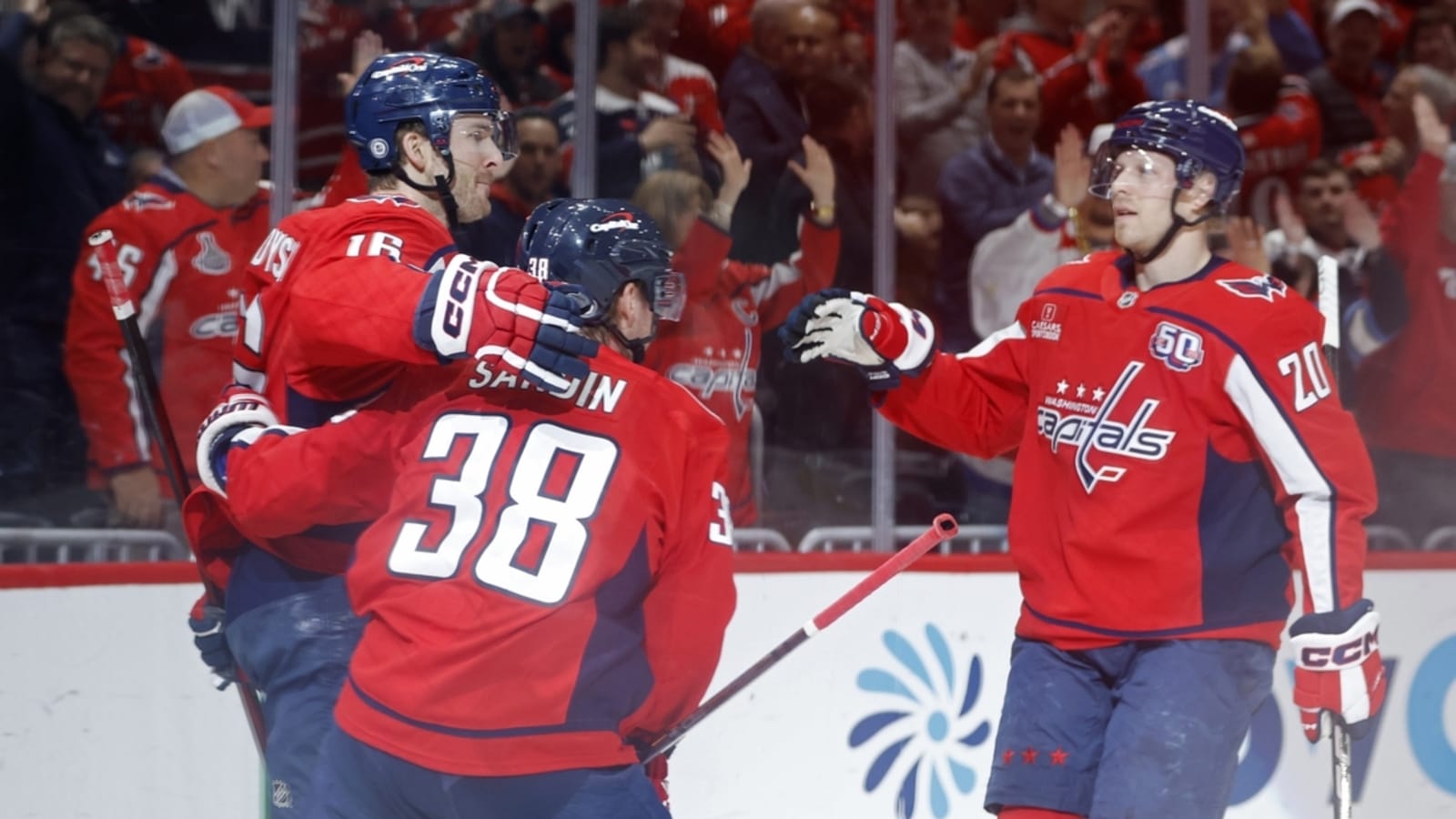 Capitals rally to hand Red Wings fifth straight loss