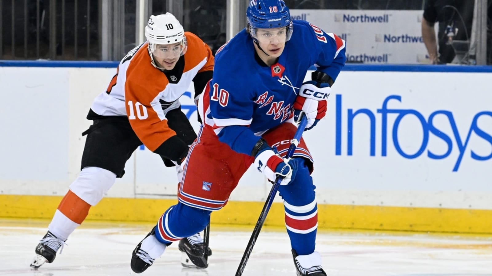 Rangers flatten Flyers, run points streak to 10 games