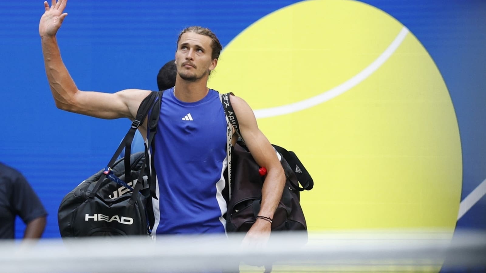 Alexander Zverev, Casper Ruud advance to Nitto ATP semifinals