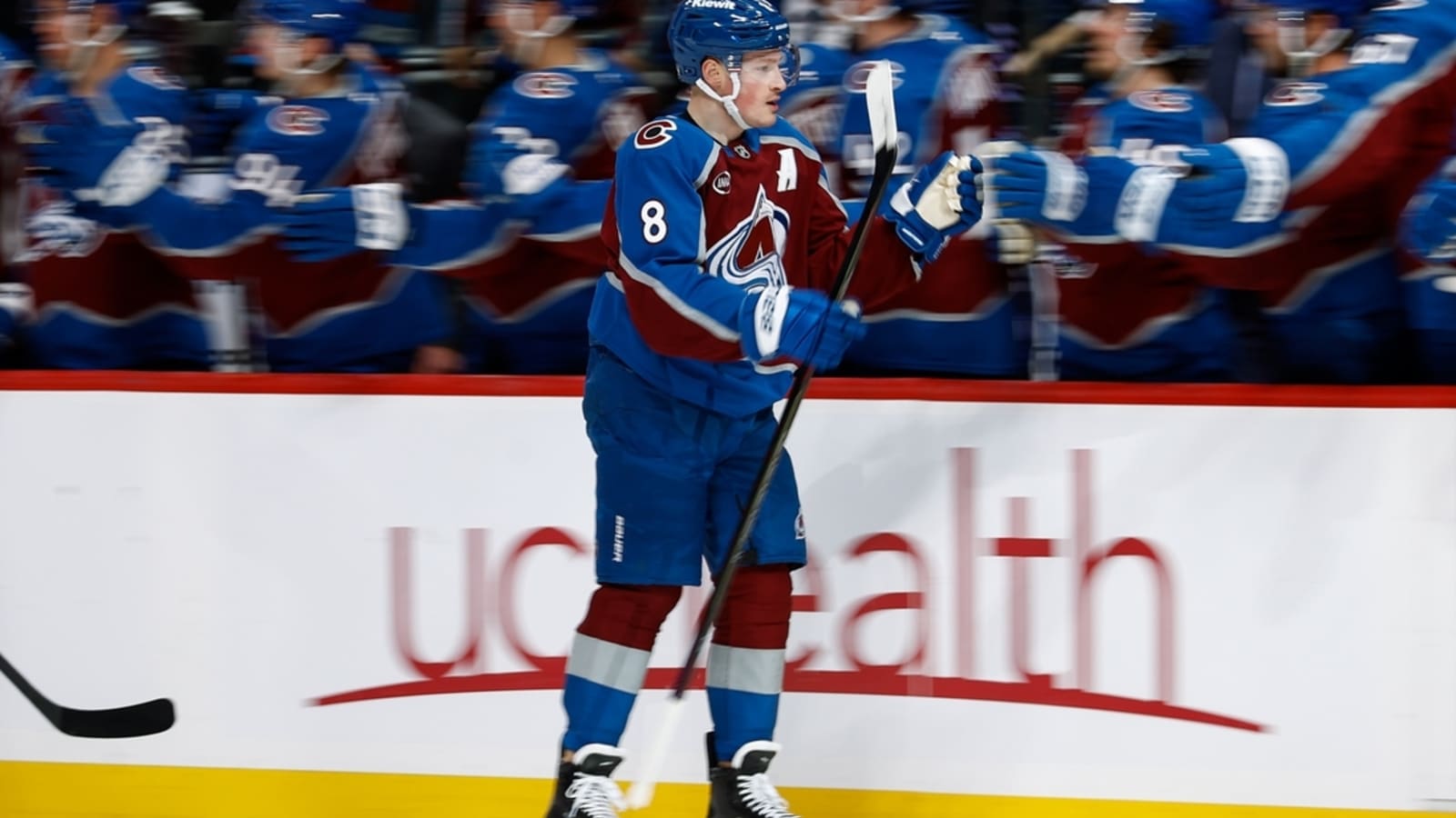 Cale Makar (6 points), Nathan MacKinnon (5) lift Avs over Sharks