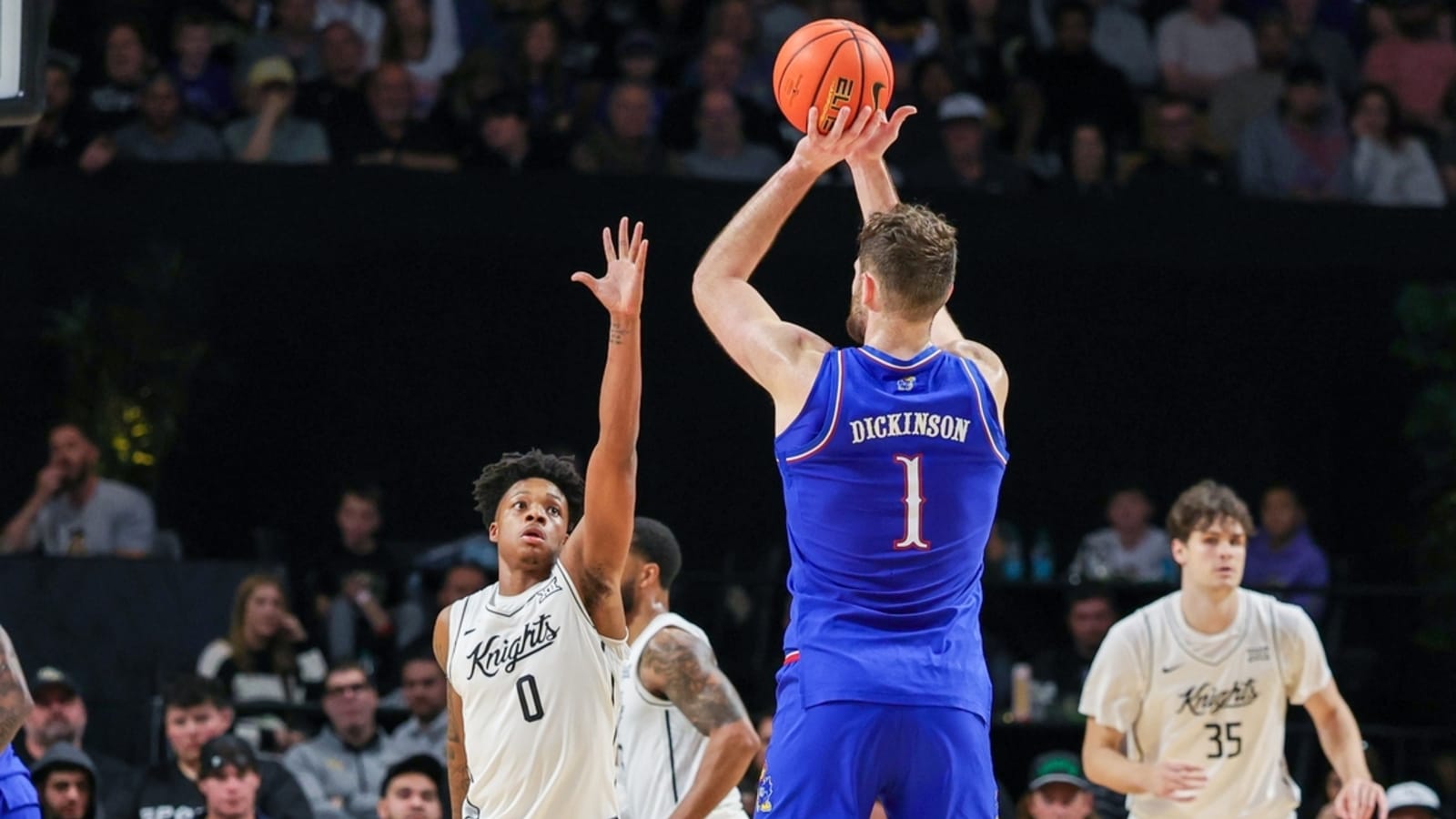 Hunter Dickinson, No. 7 Kansas pound host UCF