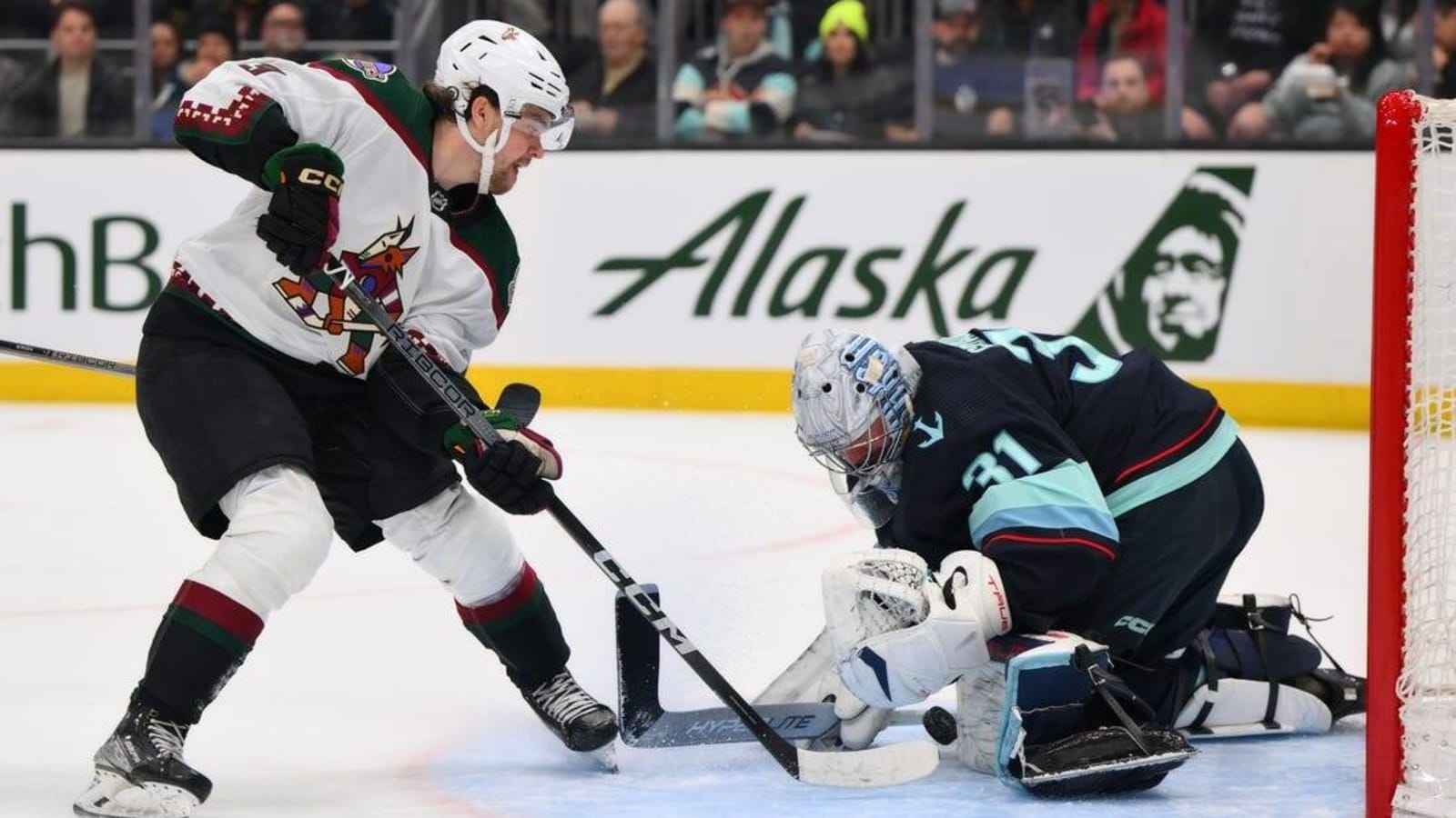 Philipp Grubauer, Kraken blank Coyotes