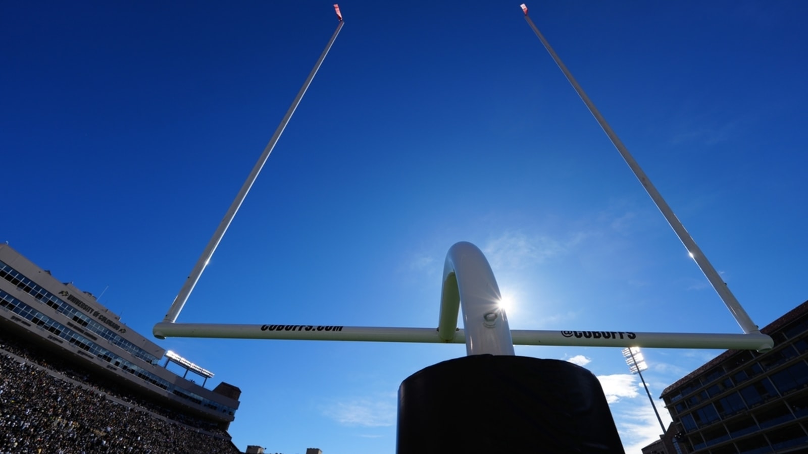 5-star DE Richard Wesley to reclassify to 2026 class