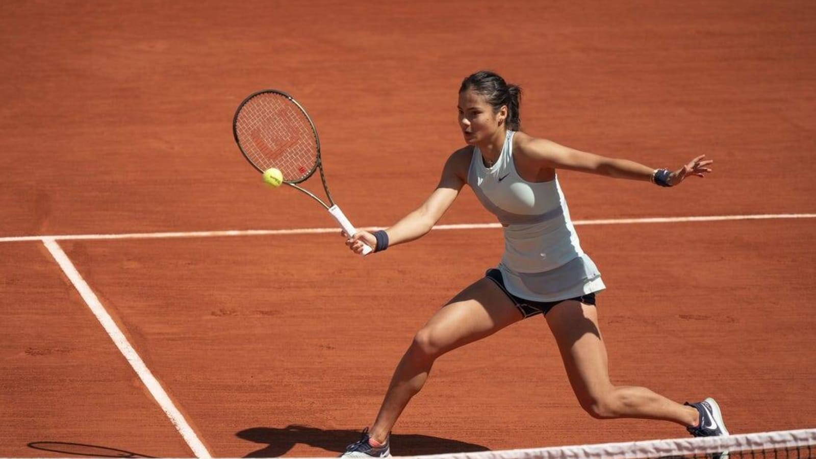 Emma Raducanu withdraws from French Open qualifiers
