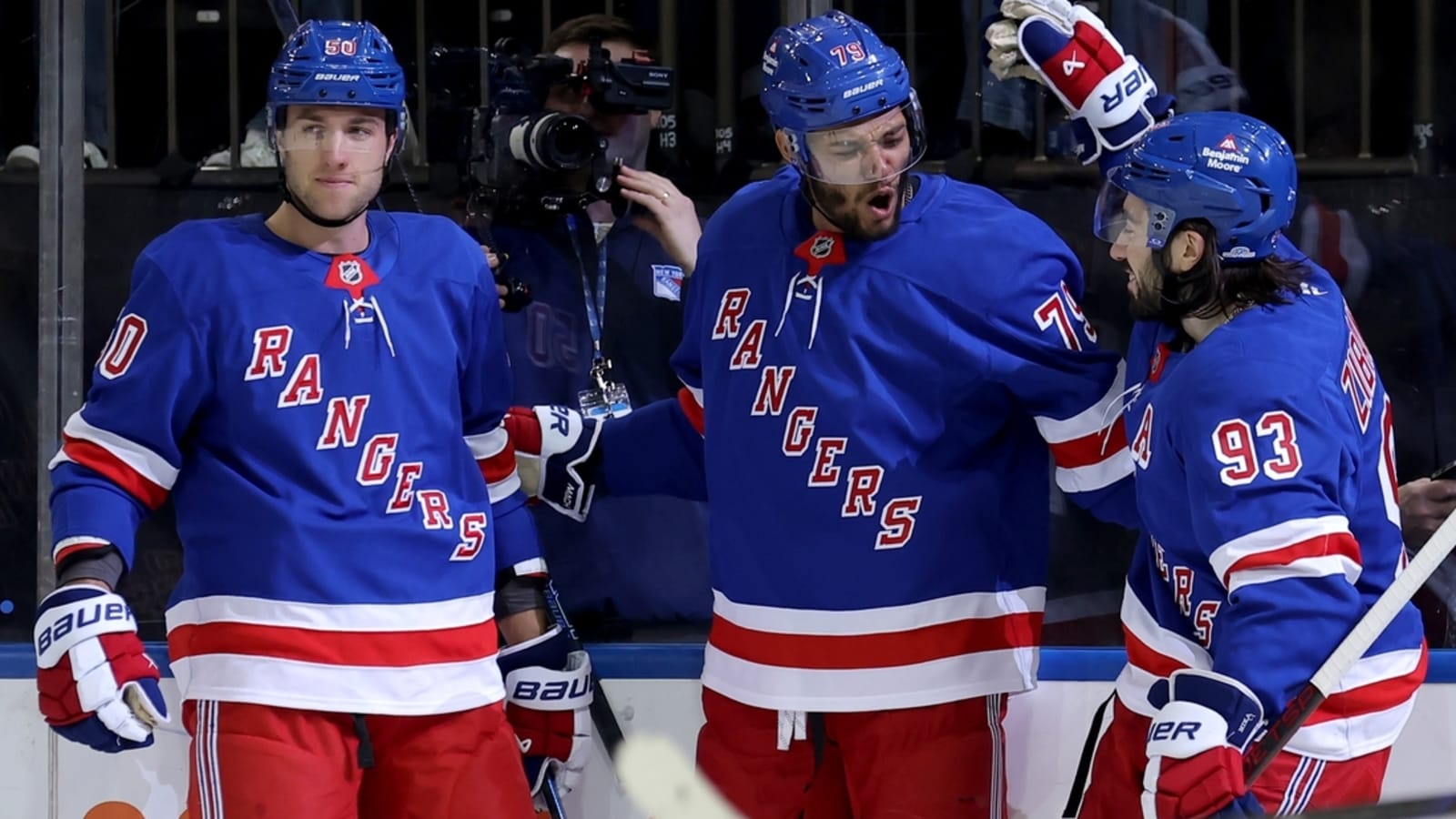 Rangers look for continued success vs. rival Islanders