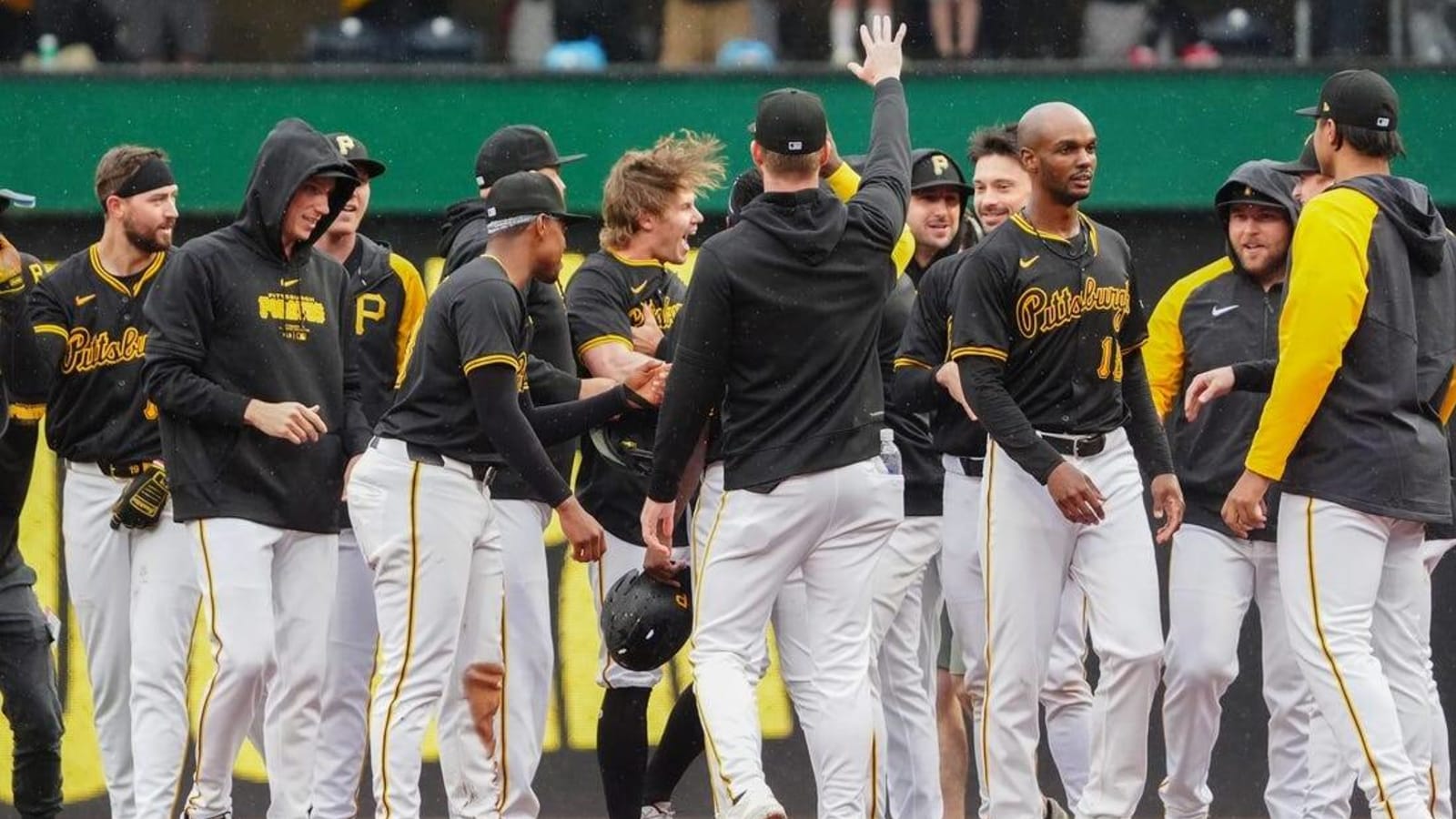 Losing streak over, Pirates hunting more offense vs. Rockies