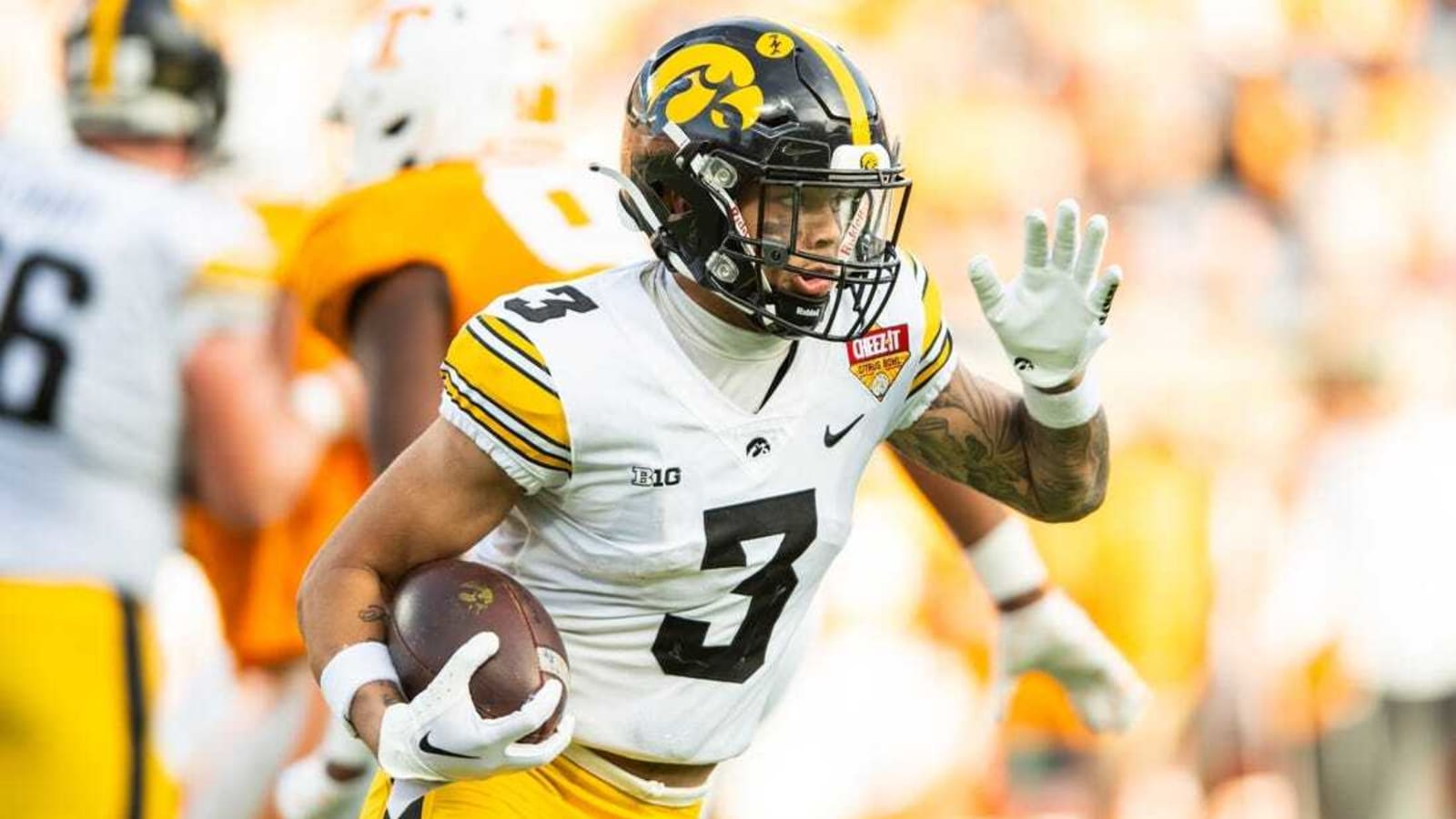 Iowa WR Kaleb Brown arrested on OWI charge