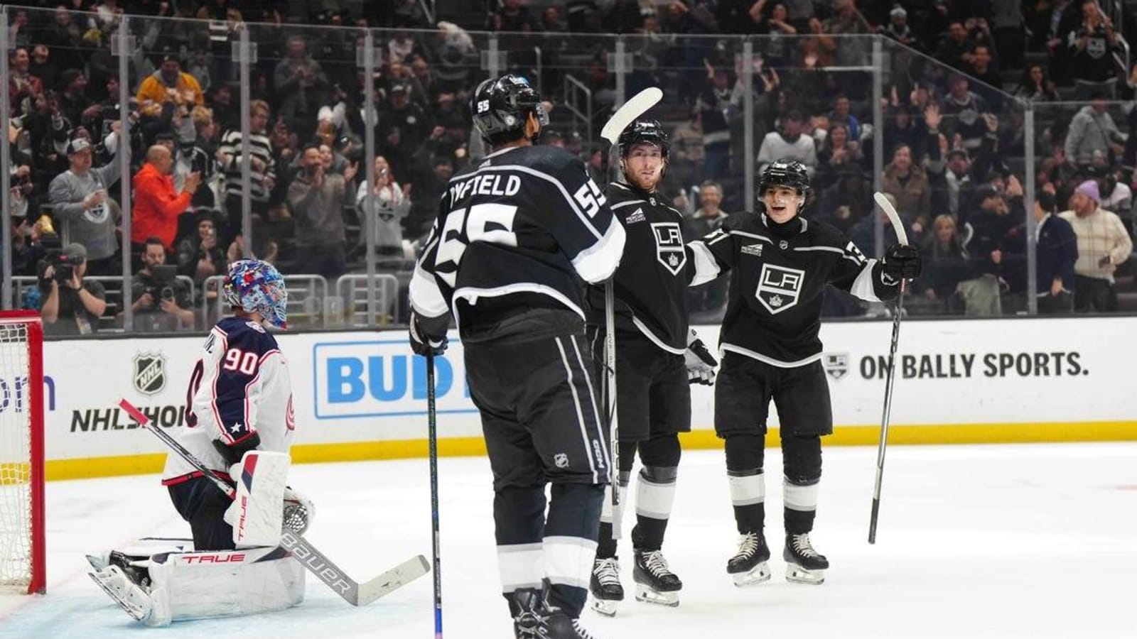 Pierre-Luc Dubois&#39; two goals lift Kings over Jackets